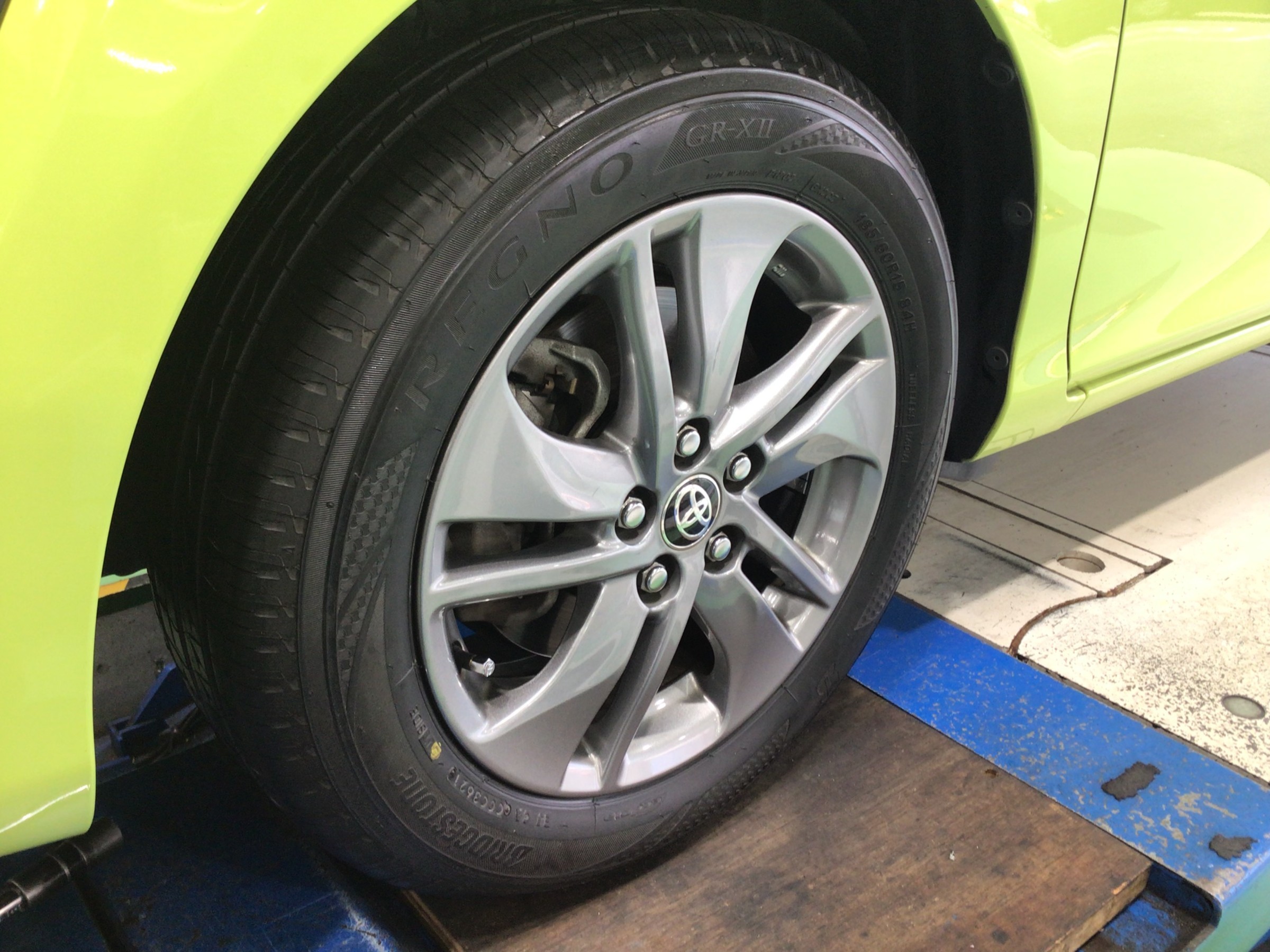 少々お値段は張りますが・・・それでも大人気！【REGNO GR-XⅡ 185