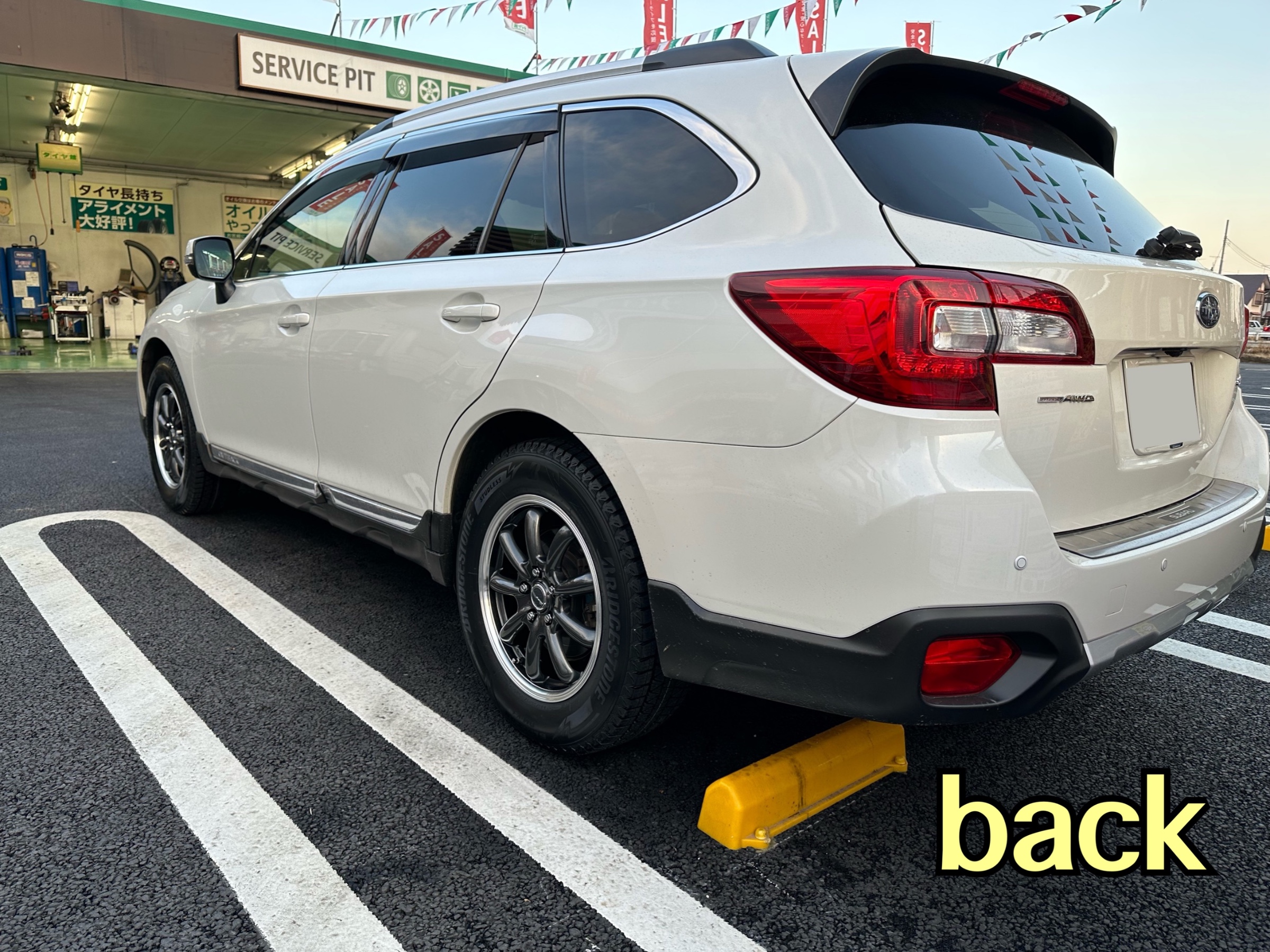SUBARU・OUTBACK・BS9】スタッドレスホイールセット取付 | 店舗おススメ情報 | タイヤ館 土浦北インター