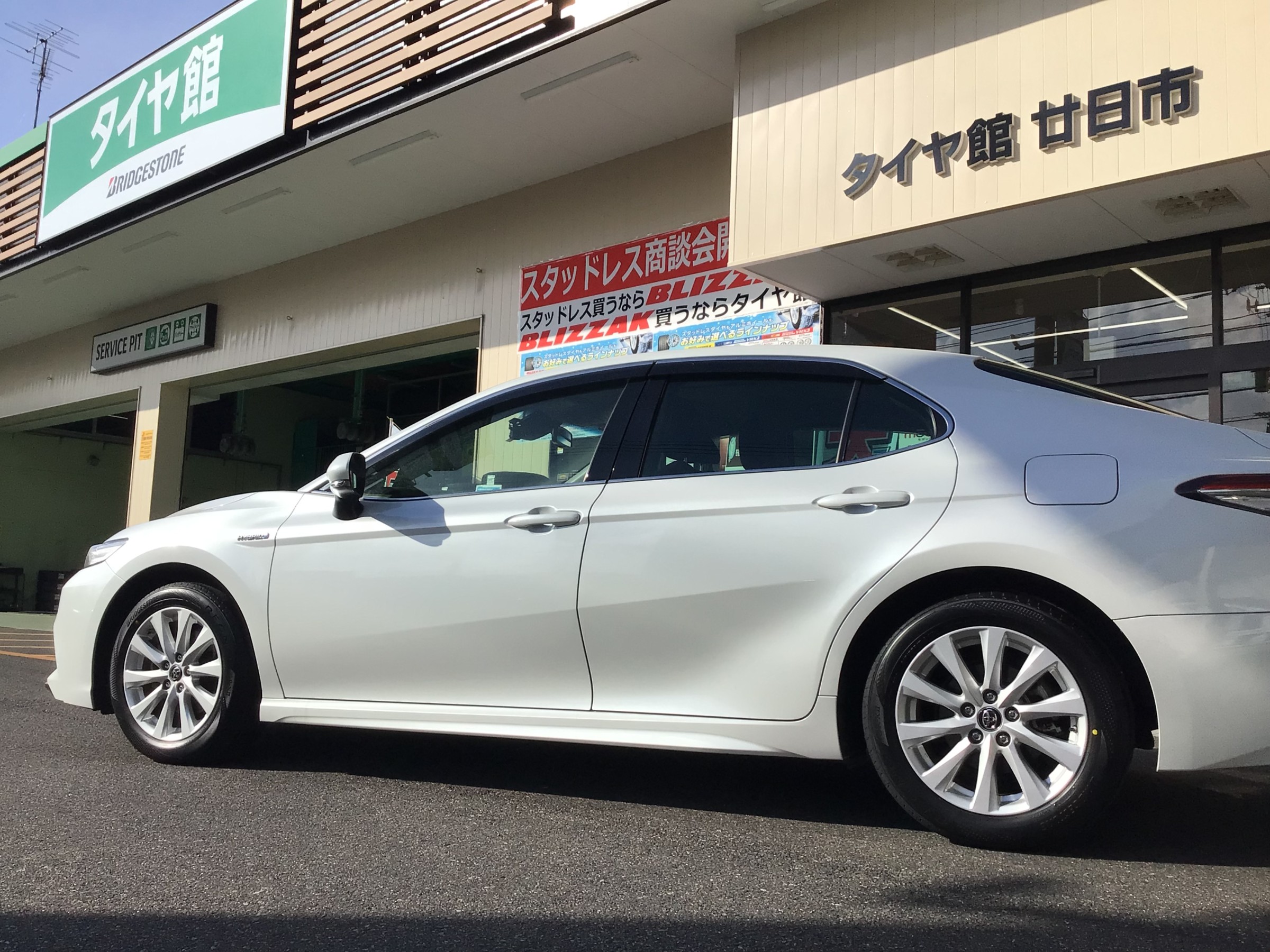 トヨタ　カムリ　レグノGR-XⅡ　タイヤ館廿日市