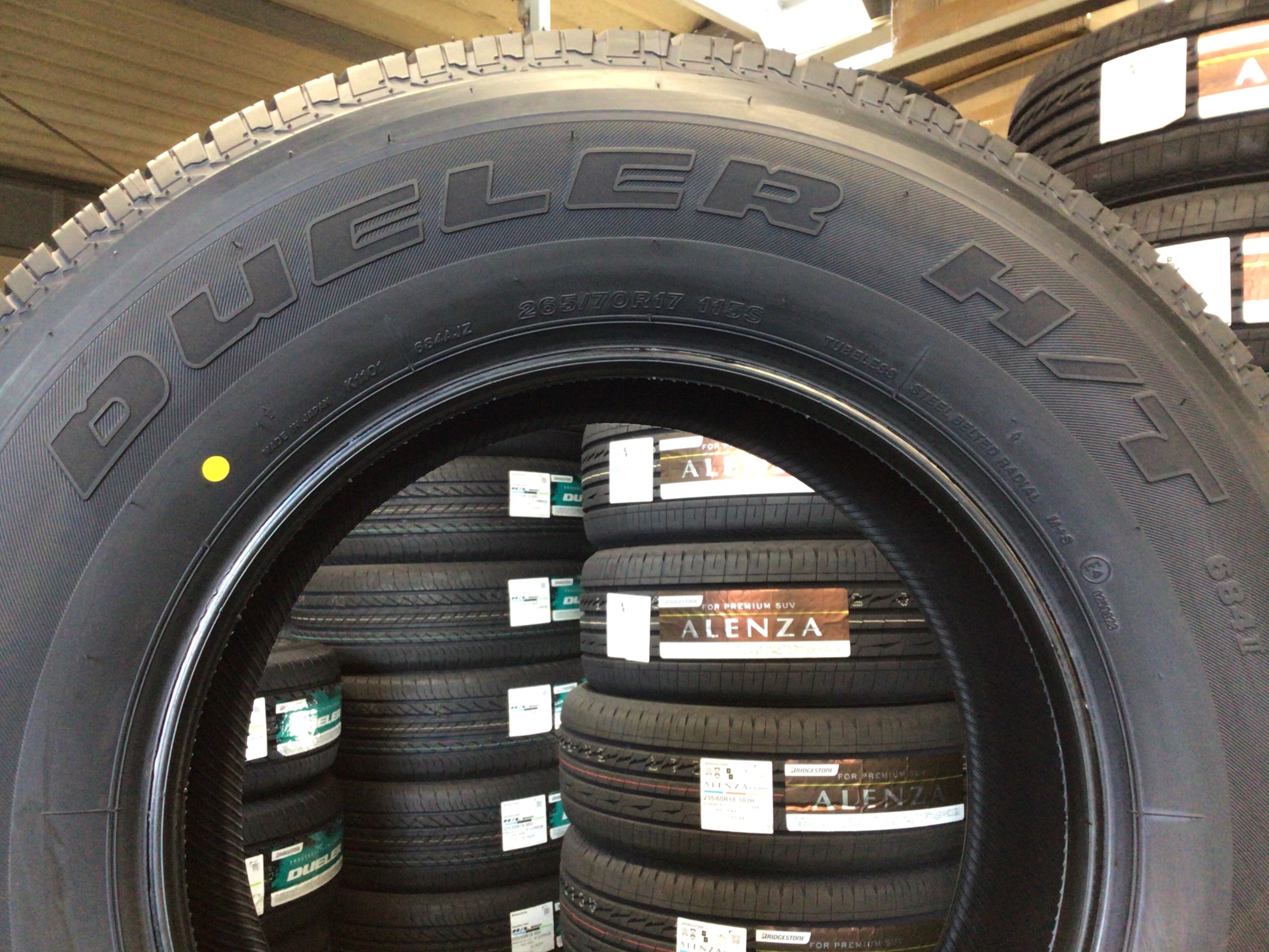 在庫アリ】FJクルーザー用「265/70R17 ブリヂストン デューラーH