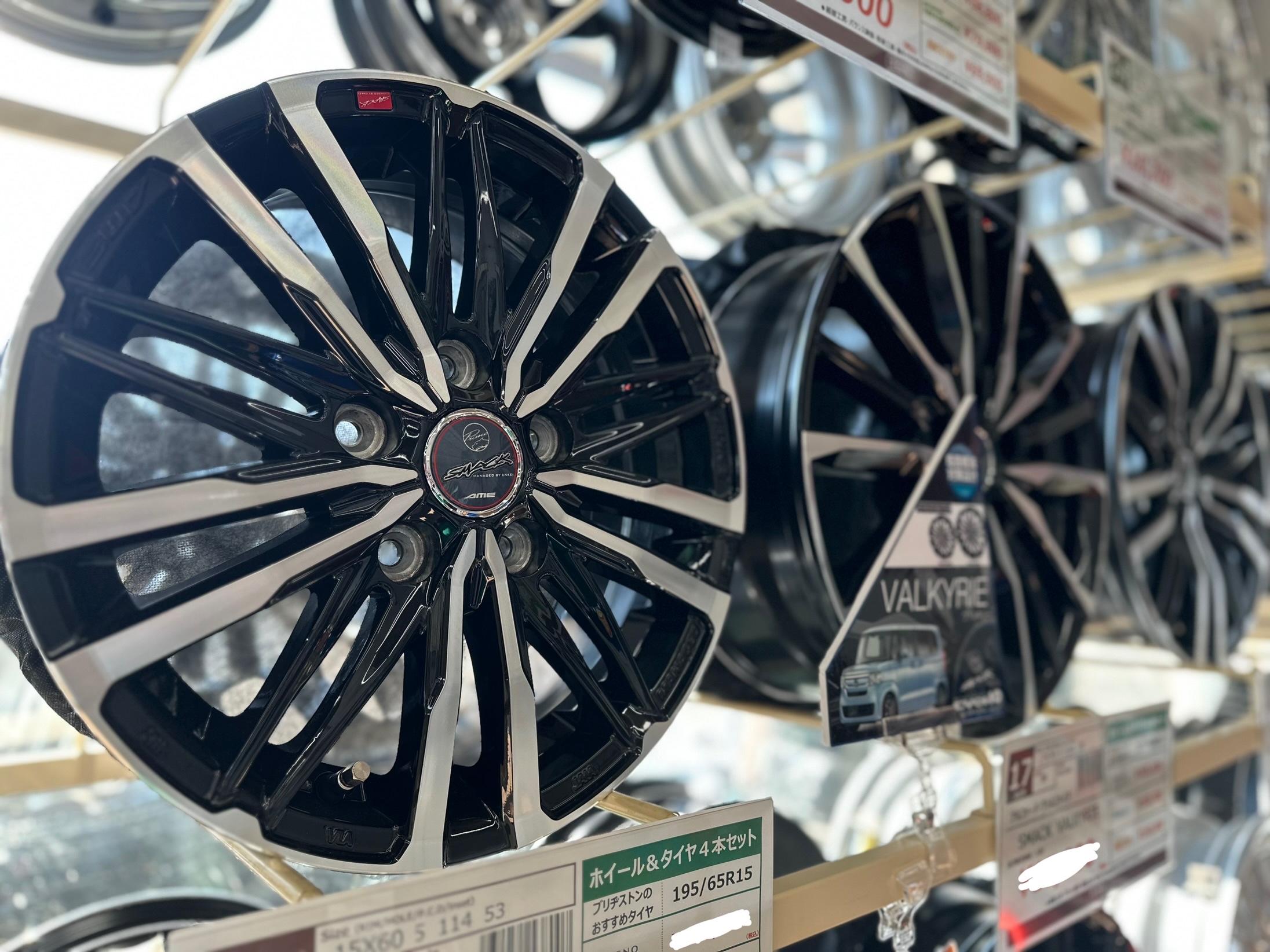 バギー　タイヤ　ホイール付き 4本セット 4本タイヤ、ホイール