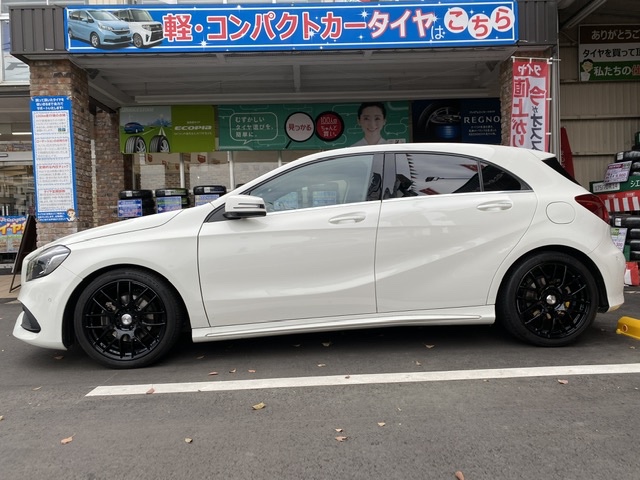 メルセデスベンツ A180】ホイール交換のご紹介です | 店舗おススメ情報