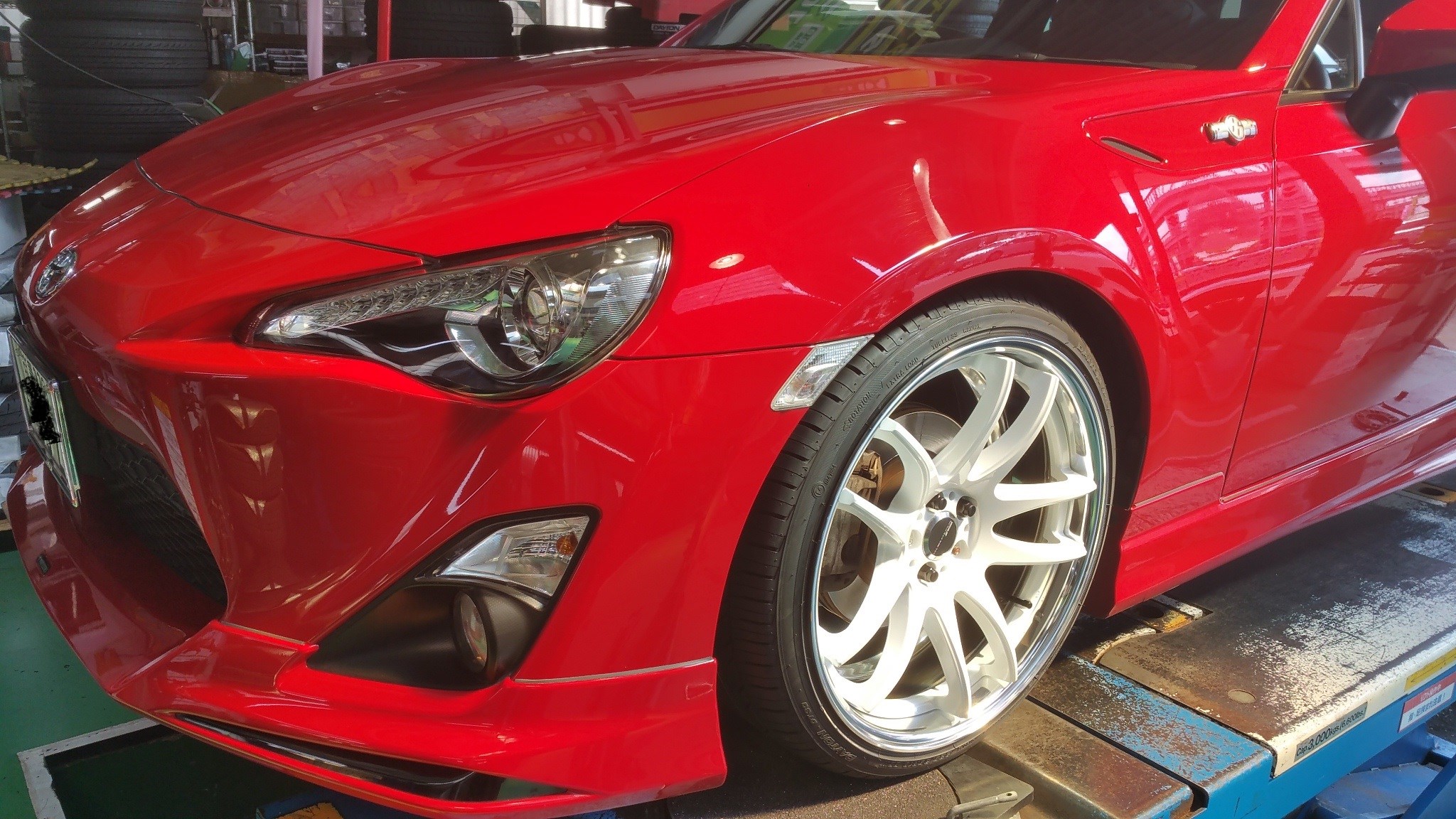FT-86 インチアップ 19インチ (・∀・)！！ | トヨタ 86 ホイール タイヤ・ホイール関連 > タイヤ・ホイール交換 | 取り付け