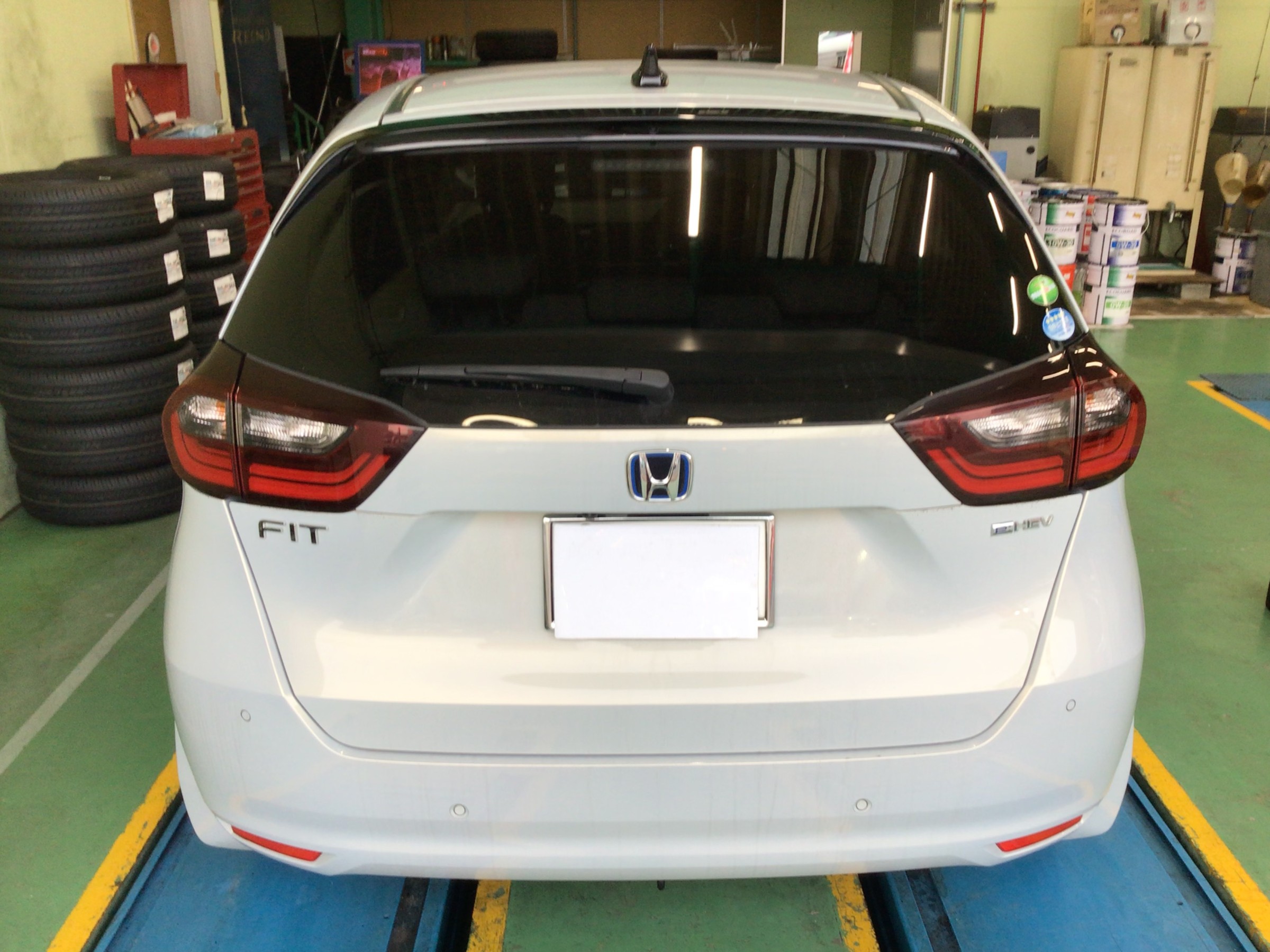 ホンダ　フィットe:HEV　夏タイヤ　レグノへ交換&アライメント調整タイヤ館廿日市