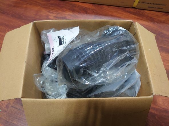 マツダ・アテンザスポーツワゴン GHEFW】サスペンション交換作業