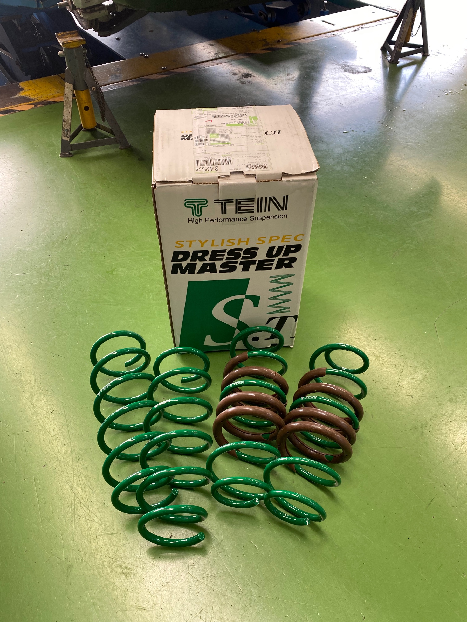TEIN 足廻り交換】HONDA N-ONE/JG3 | 店舗おススメ情報 | タイヤ