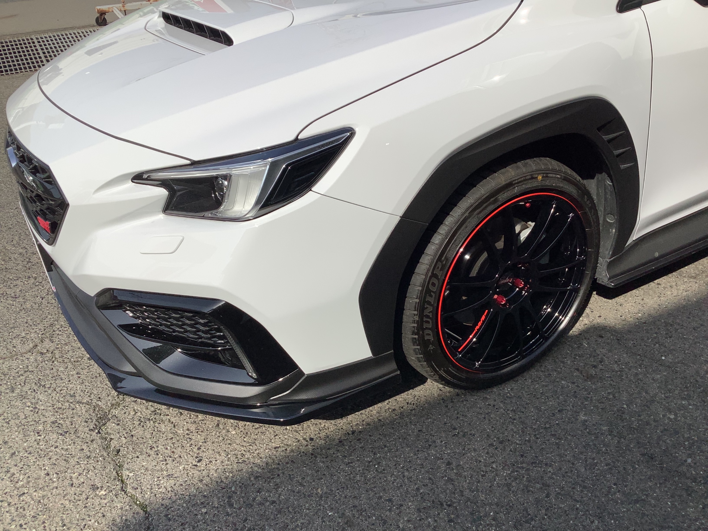 WRX ホイール　黒　18インチ
