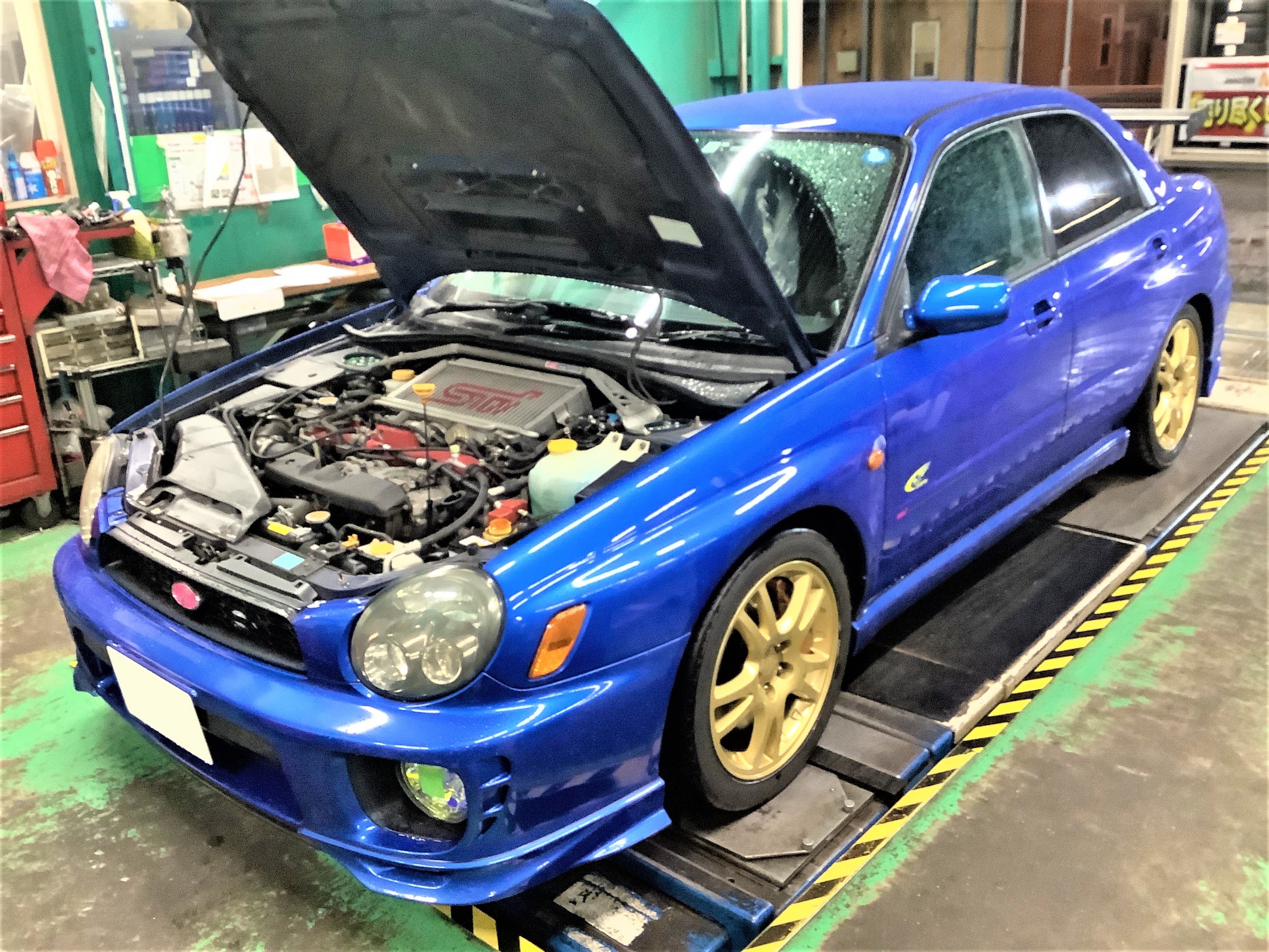 GDB型インプレッサWRX STI、エンジンオイル交換！ | 店舗お