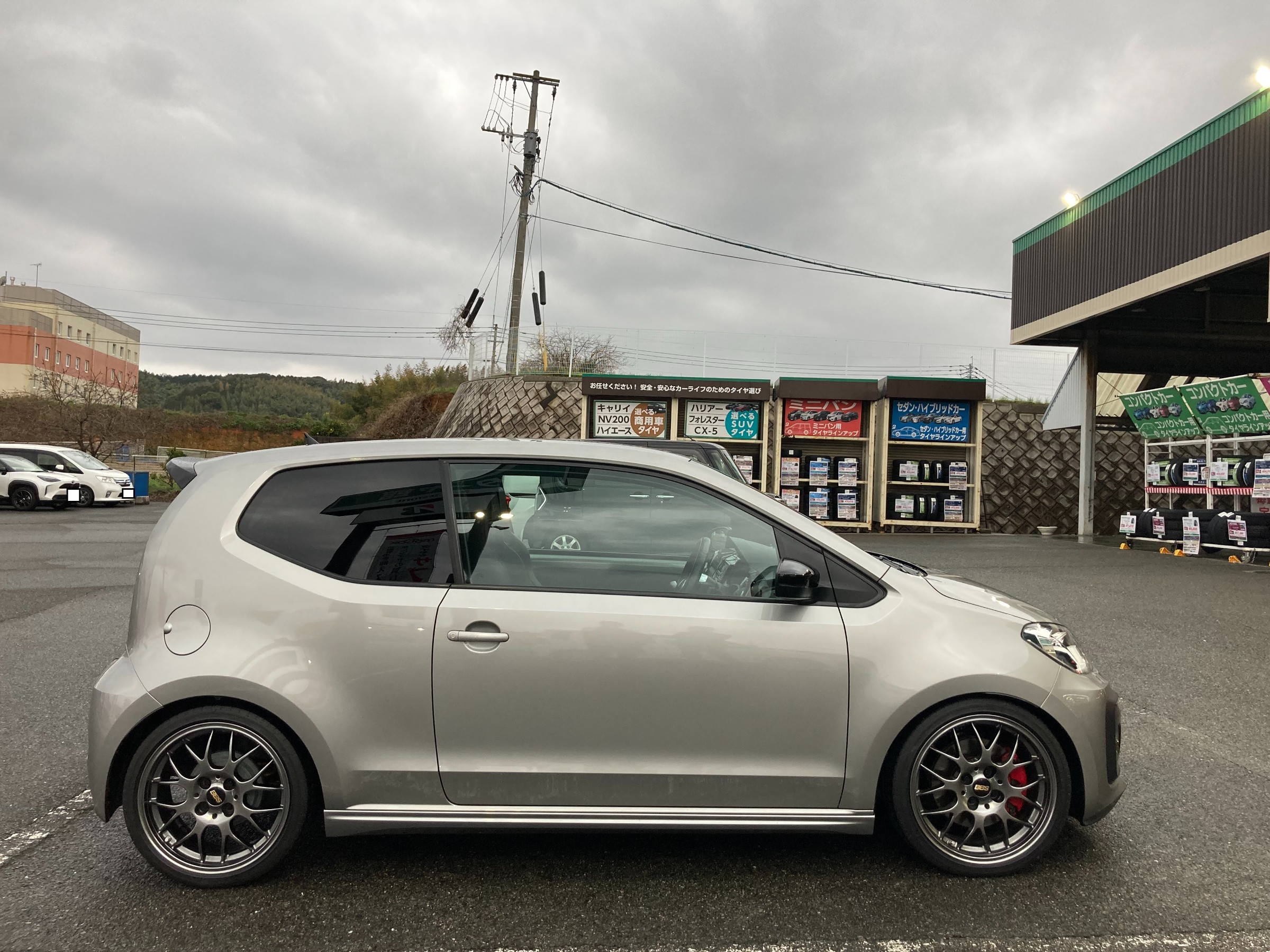 VW up！におすすめ ホイール交換 BBS RG-R | フォルクスワーゲン up