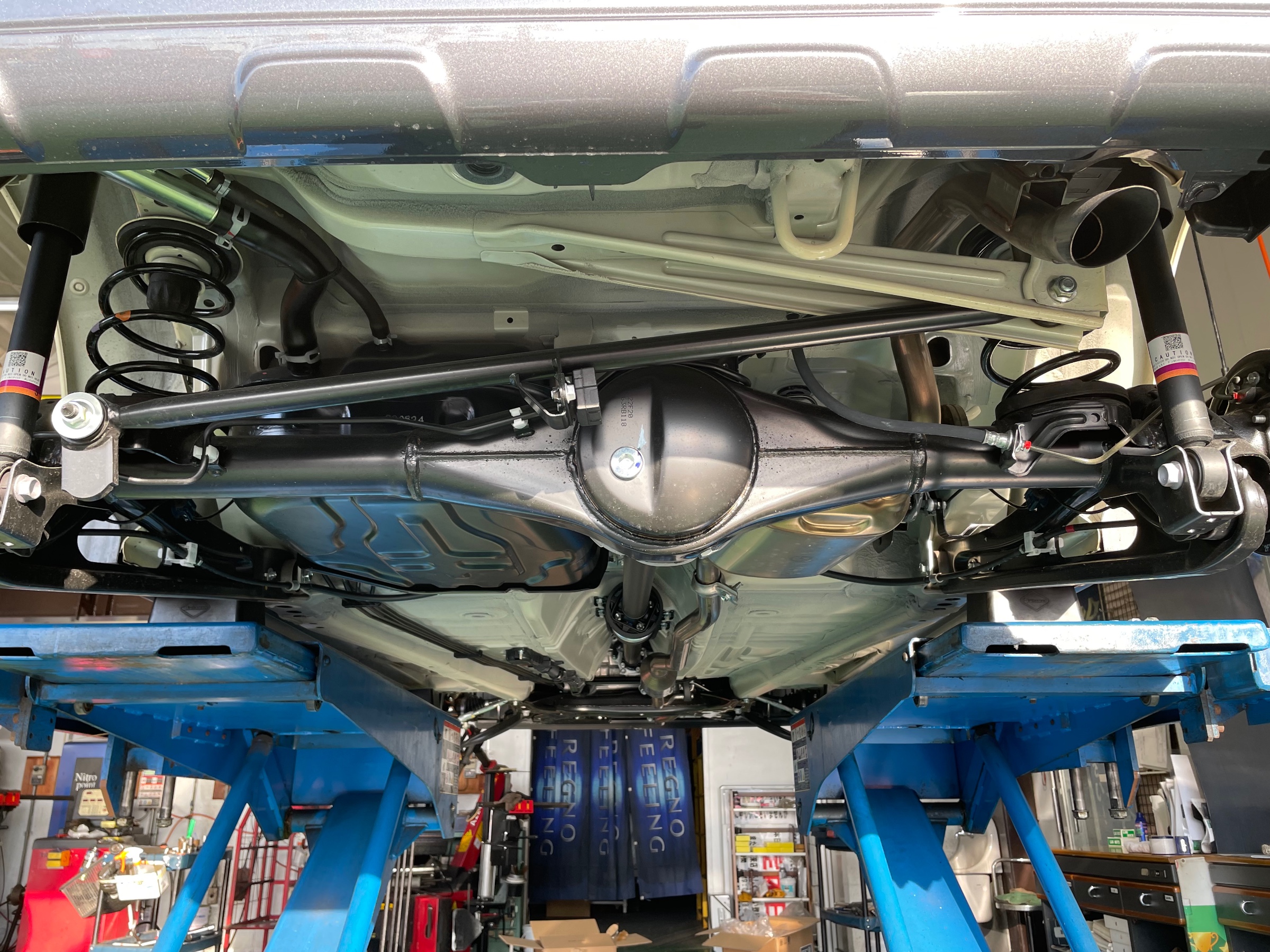 スペーシアギア MK53S 4WD リフトアップ ホイール交換 | 店舗お