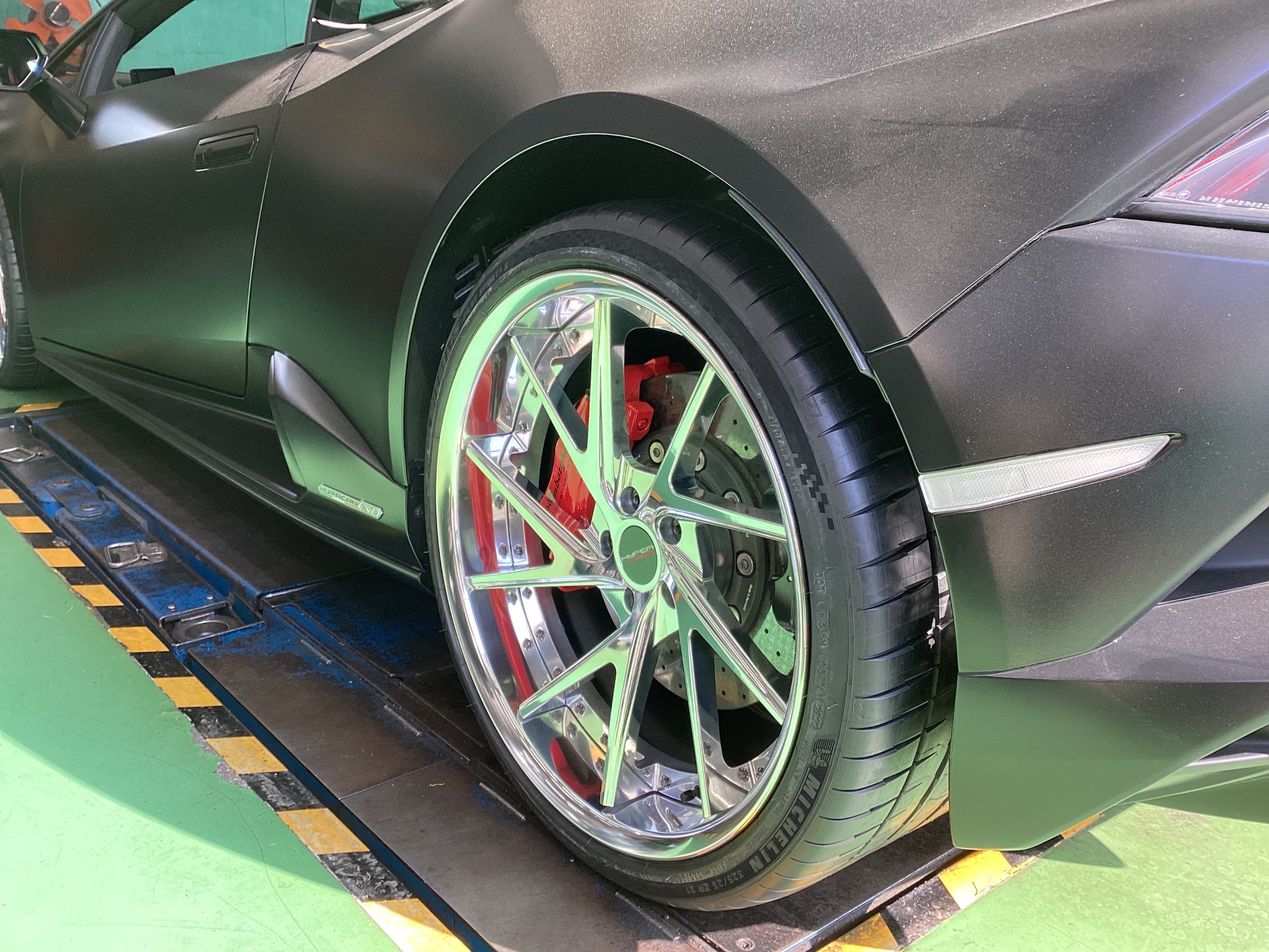 ウラカンEVO スパイダー 取り扱い メンテナンスマニュアル 一式