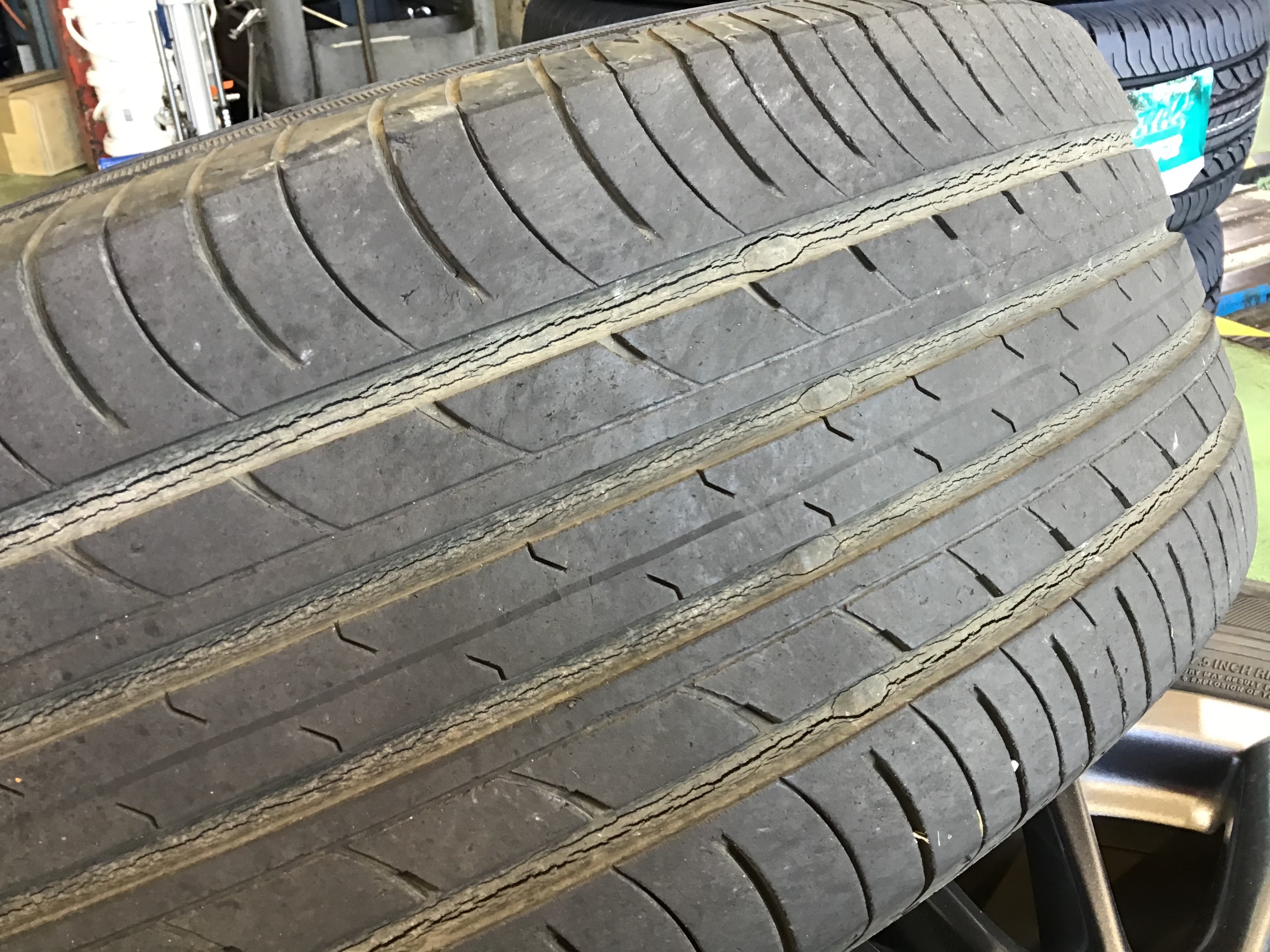 タイヤ交換】MAZDA：CX-5 SUVコンフォートタイヤ | マツダ CX-5 タイヤ
