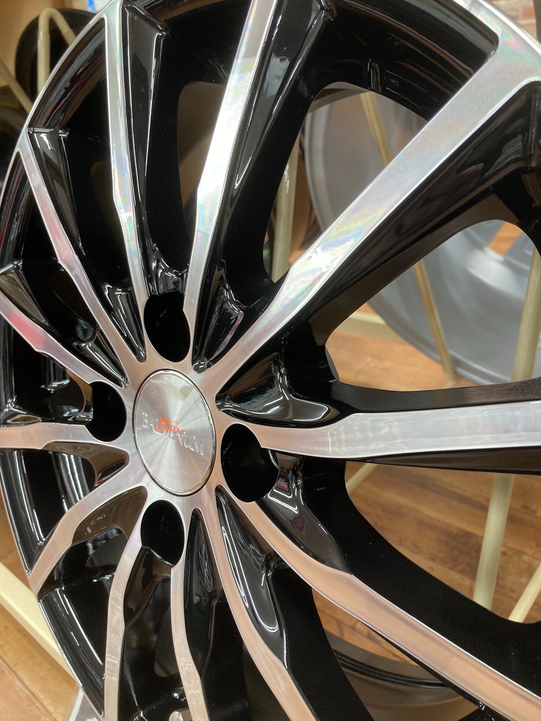 ブリヂストンのNEWホイール バルミナA12 | 店舗おススメ情報 | タイヤ