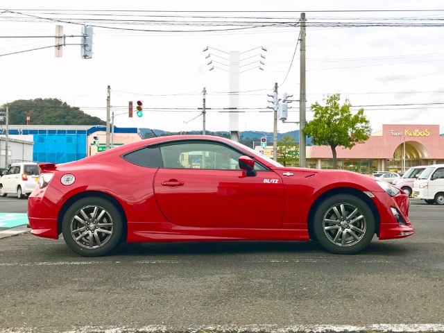 ８６の車高上げたり あれこれと トヨタ 86 その他 パーツ取付 足回り関係取付 サービス事例 タイヤ館 敦賀 石川県 福井県のタイヤ カー用品ショップ タイヤからはじまる トータルカーメンテナンス タイヤ館グループ