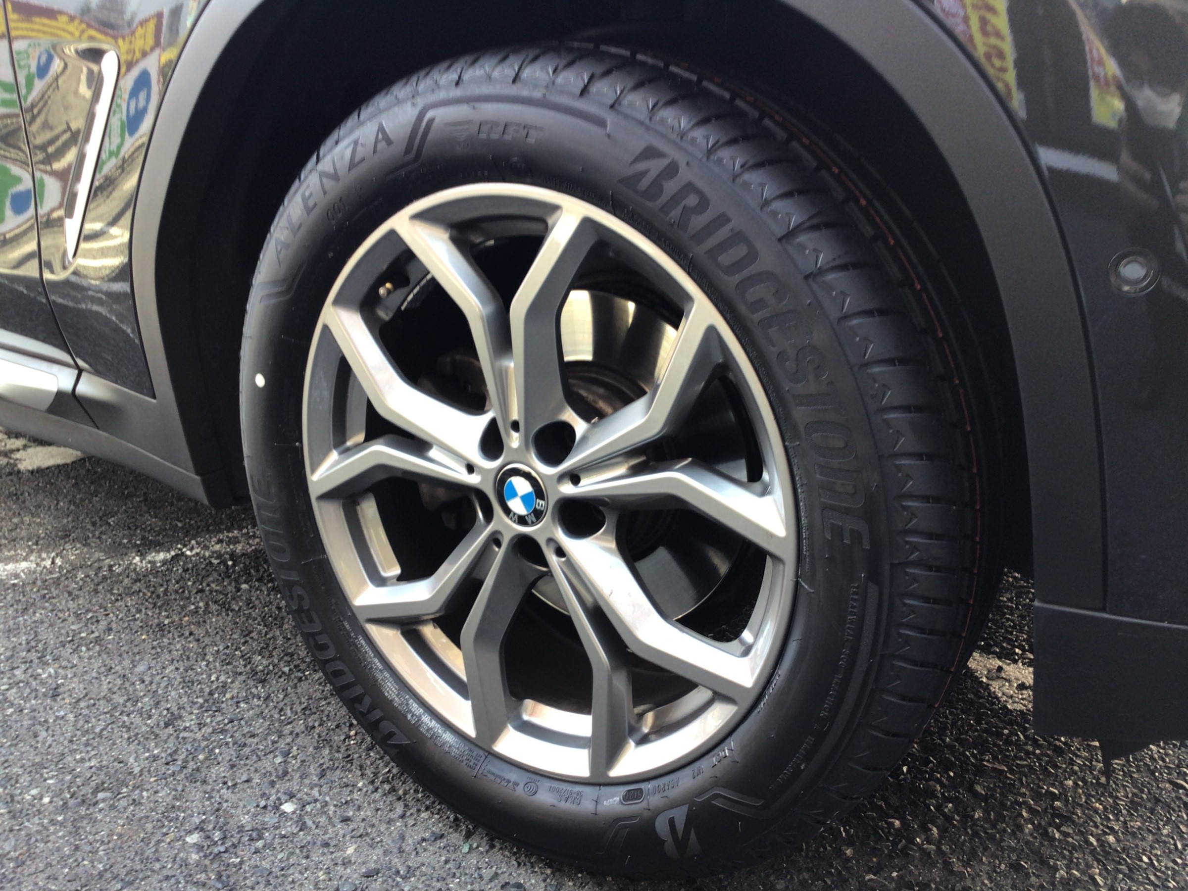 《SUV専用RFTタイヤ！》BMW X3にタイヤ交換ご利用頂きました！ BMW X3 タイヤ タイヤ・ホイール関連 > タイヤ・ホイール