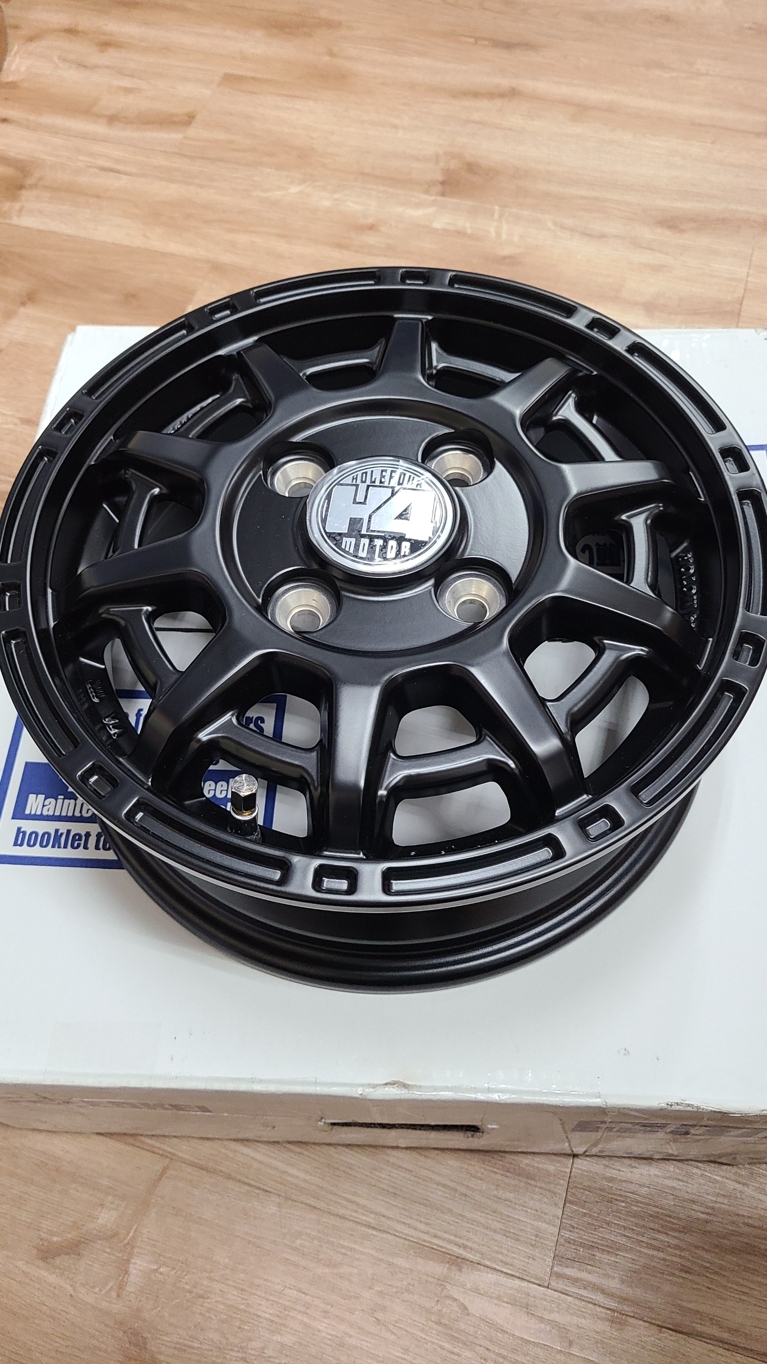 ⭐️軽トラ⭐️軽バン⭐️新品タイヤホイール⭐️地域限定⭐️送料無料✨ 株)タイヤショップ東海 タイヤセンター東海