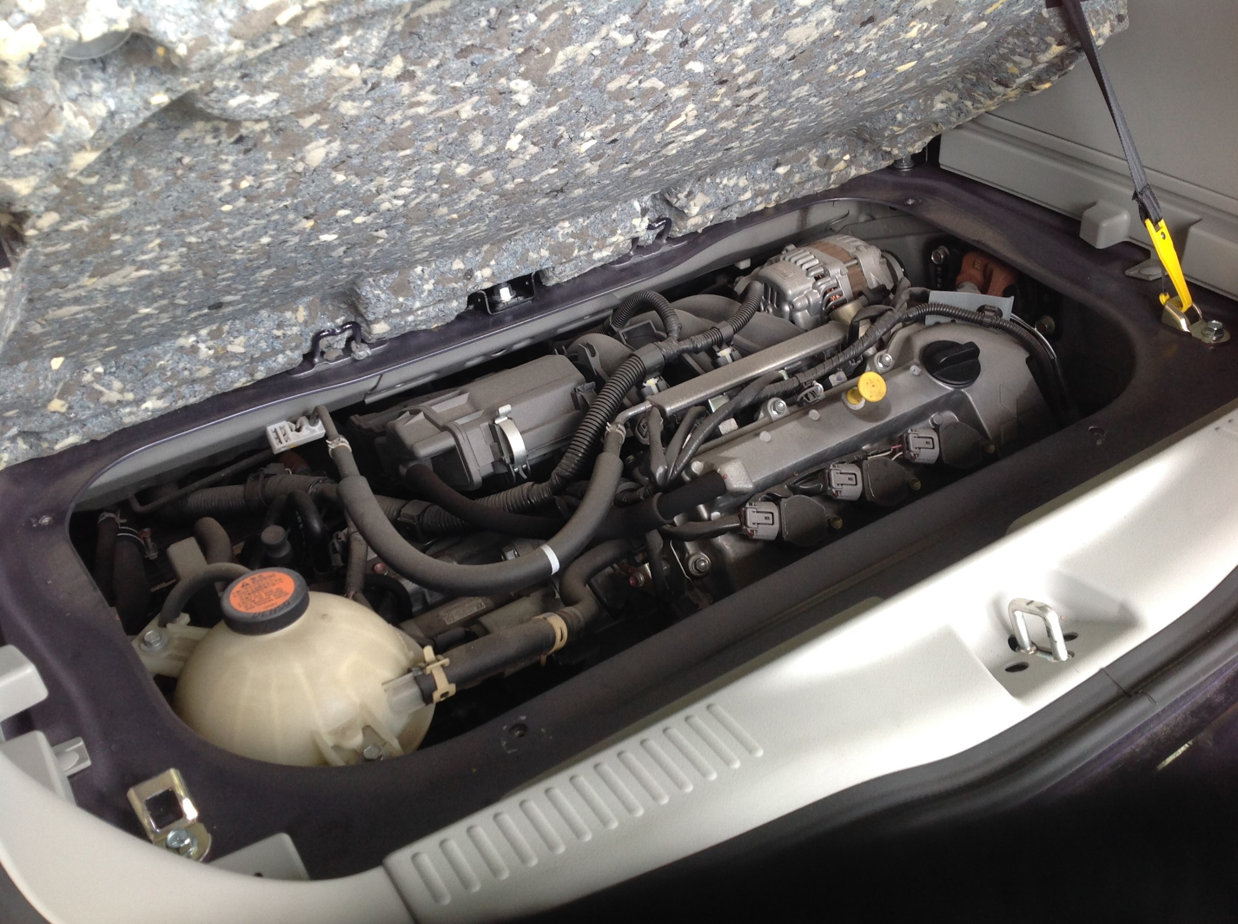 三菱 I アイ タイヤ交換 三菱 I タイヤ タイヤ ホイール関連 ４輪トータルアライメント調整 サービス事例 タイヤ館 西船橋 千葉県のタイヤ カー用品ショップ タイヤからはじまる トータルカーメンテナンス タイヤ館グループ