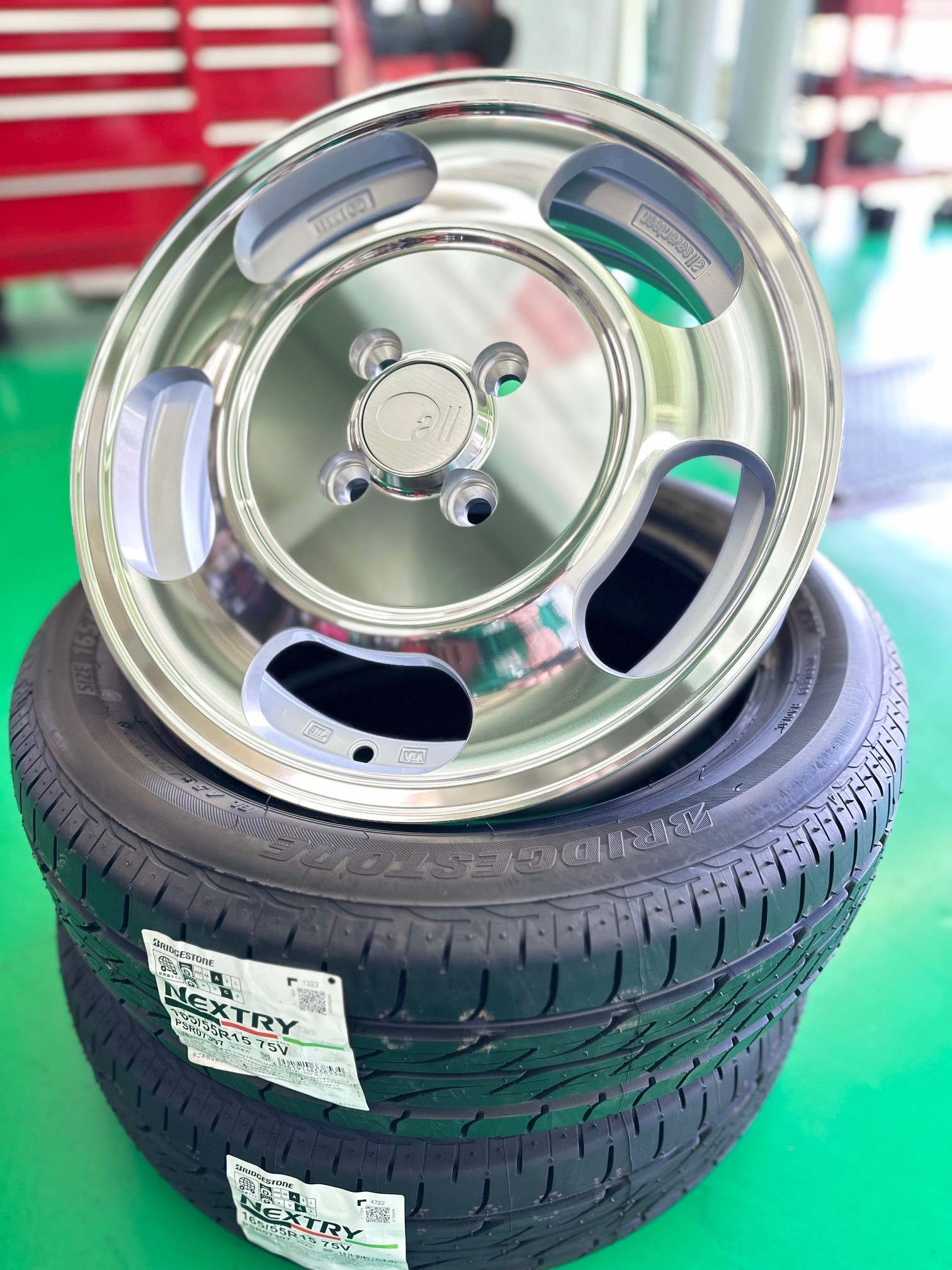 オーエン ZX-25R用「オーリンズ製リヤショック」発売決定！ 全国カワサキ