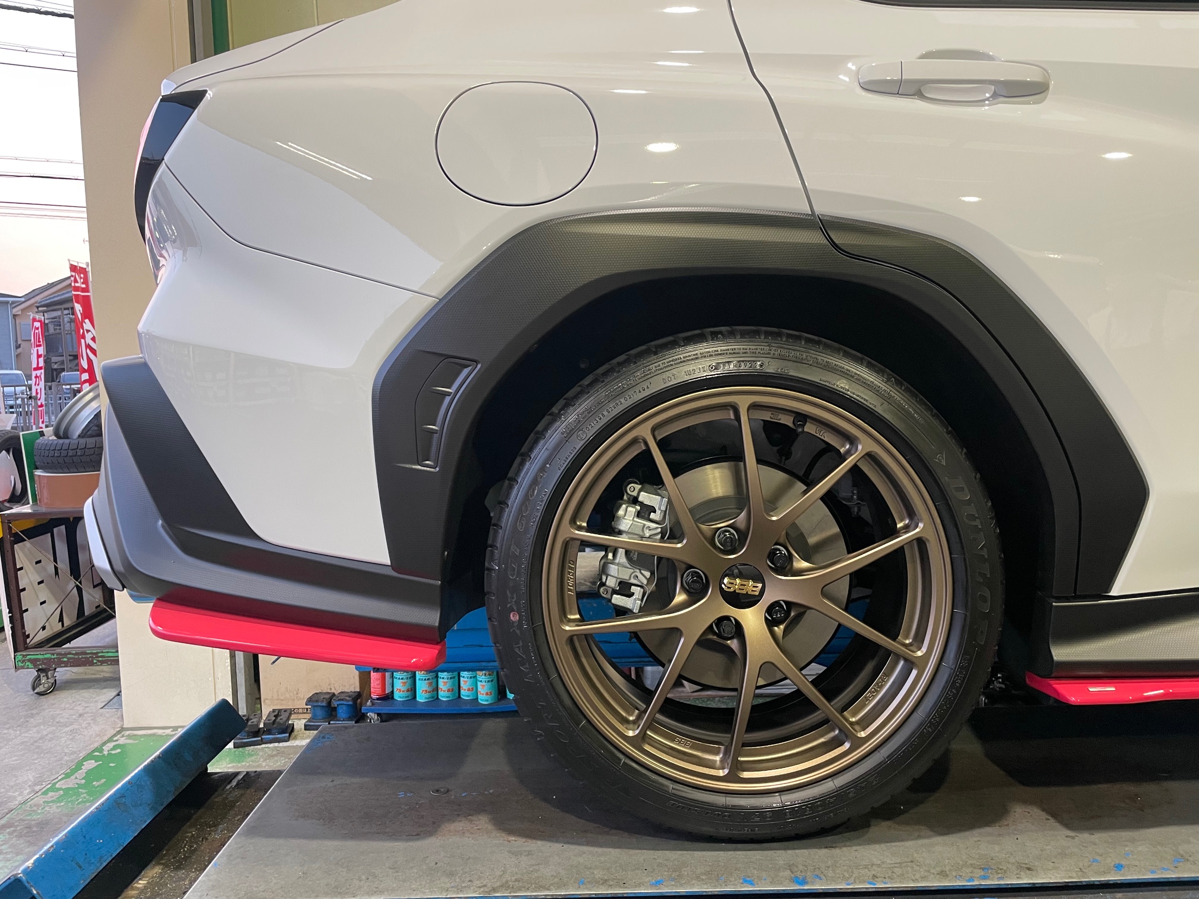スバルWRX なきゃ S4 GT-S後期純正ホイール・タイヤ付(245/40R18)