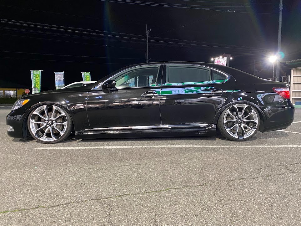 レクサスLS460L 【エアーサスペンション 取付】 | 店舗おススメ