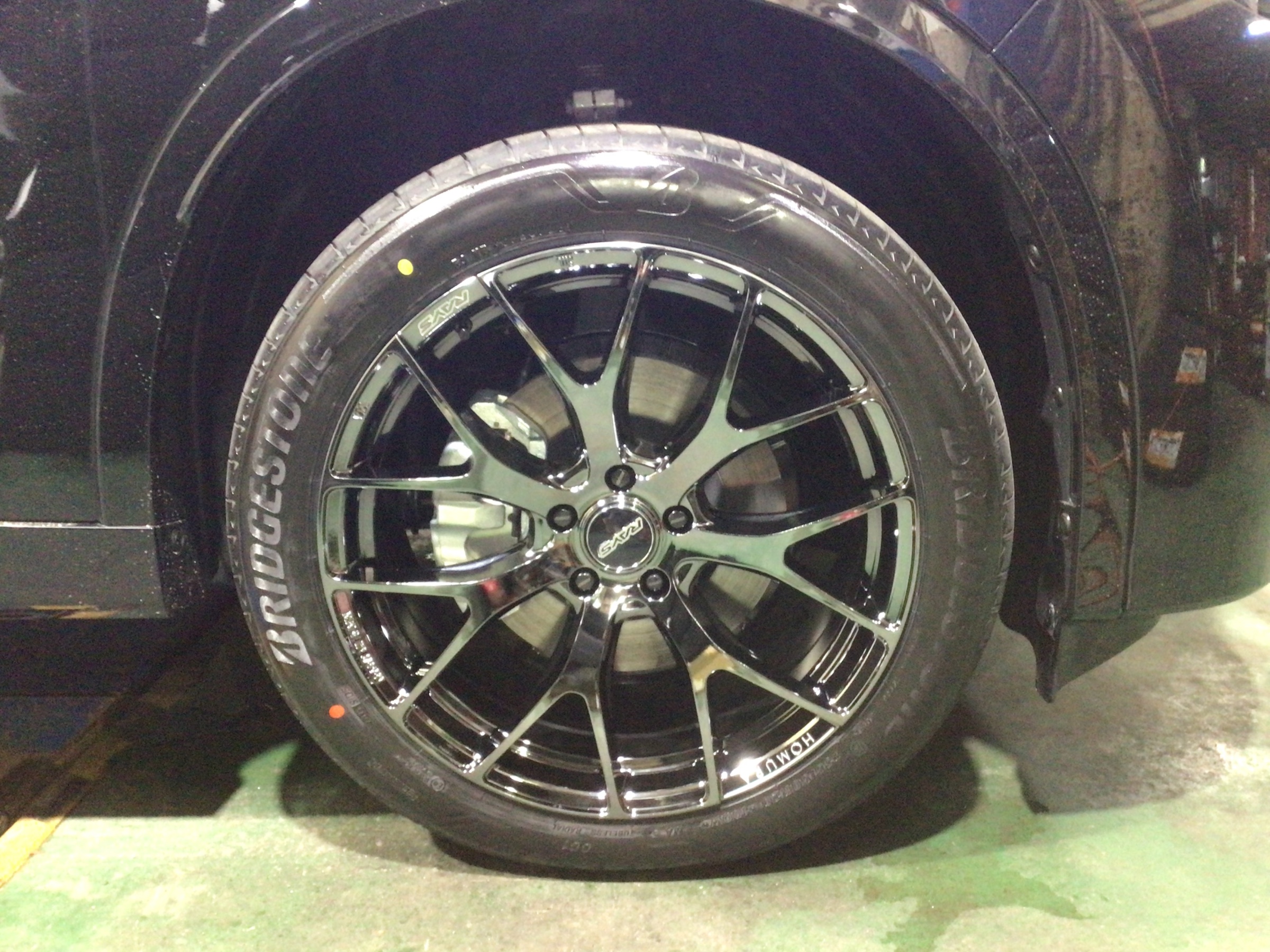 マツダCX60 レイズ ホムラ2X7FT 装着 マツダ CX60 ホイール タイヤ・ホイール関連 > タイヤ・ホイール交換