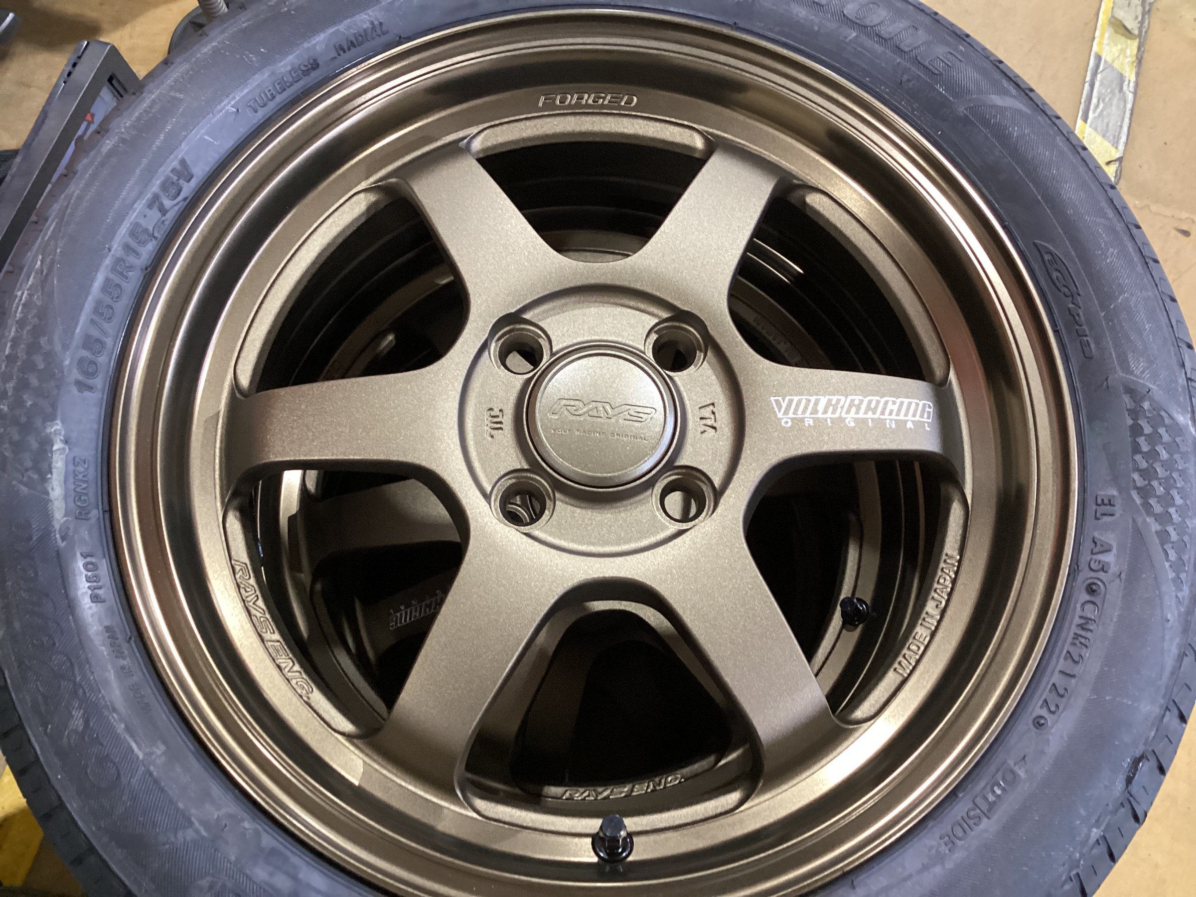 タイヤ・ホイール RENRYON ホンダ N-ONE RS『タイヤホイール交換作業』 | 店舗おススメ情報