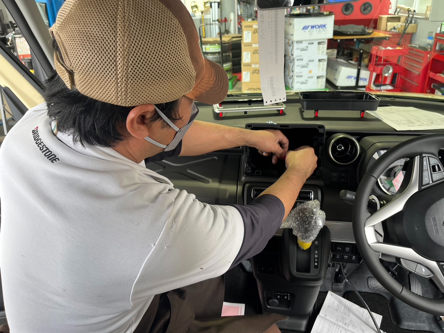 取付は丁寧に行います