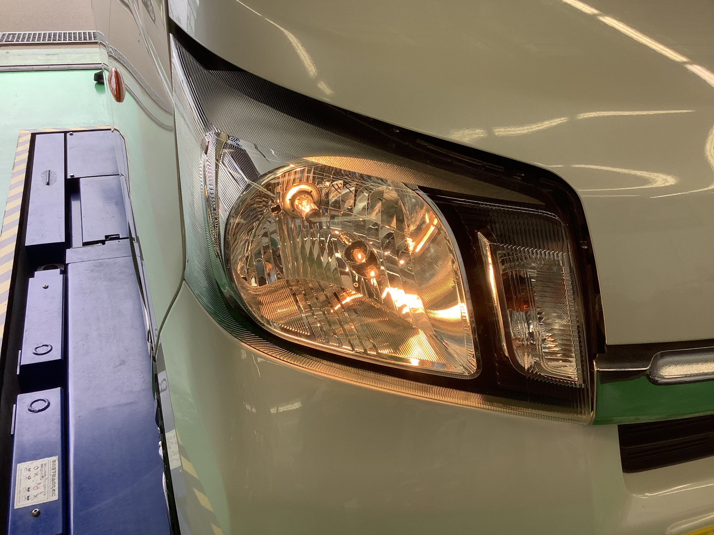 ダイハツ ムーヴ(LA110S) ヘッドライト交換 | 店舗おススメ情報  