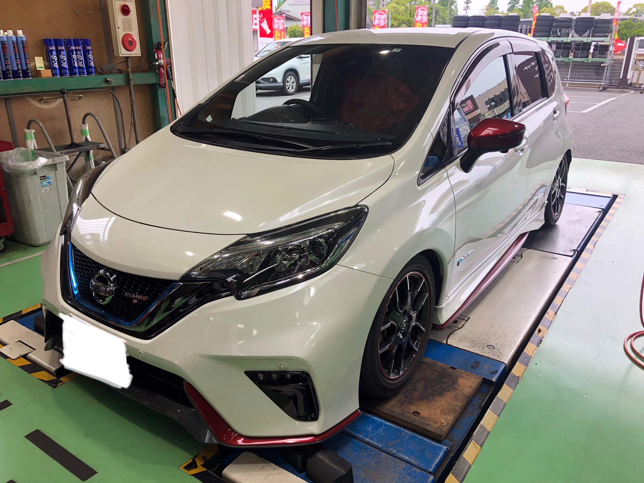 NISSAN NOTE NISMOに RAYS VOLK RACHING TE37V 17インチ取り付け