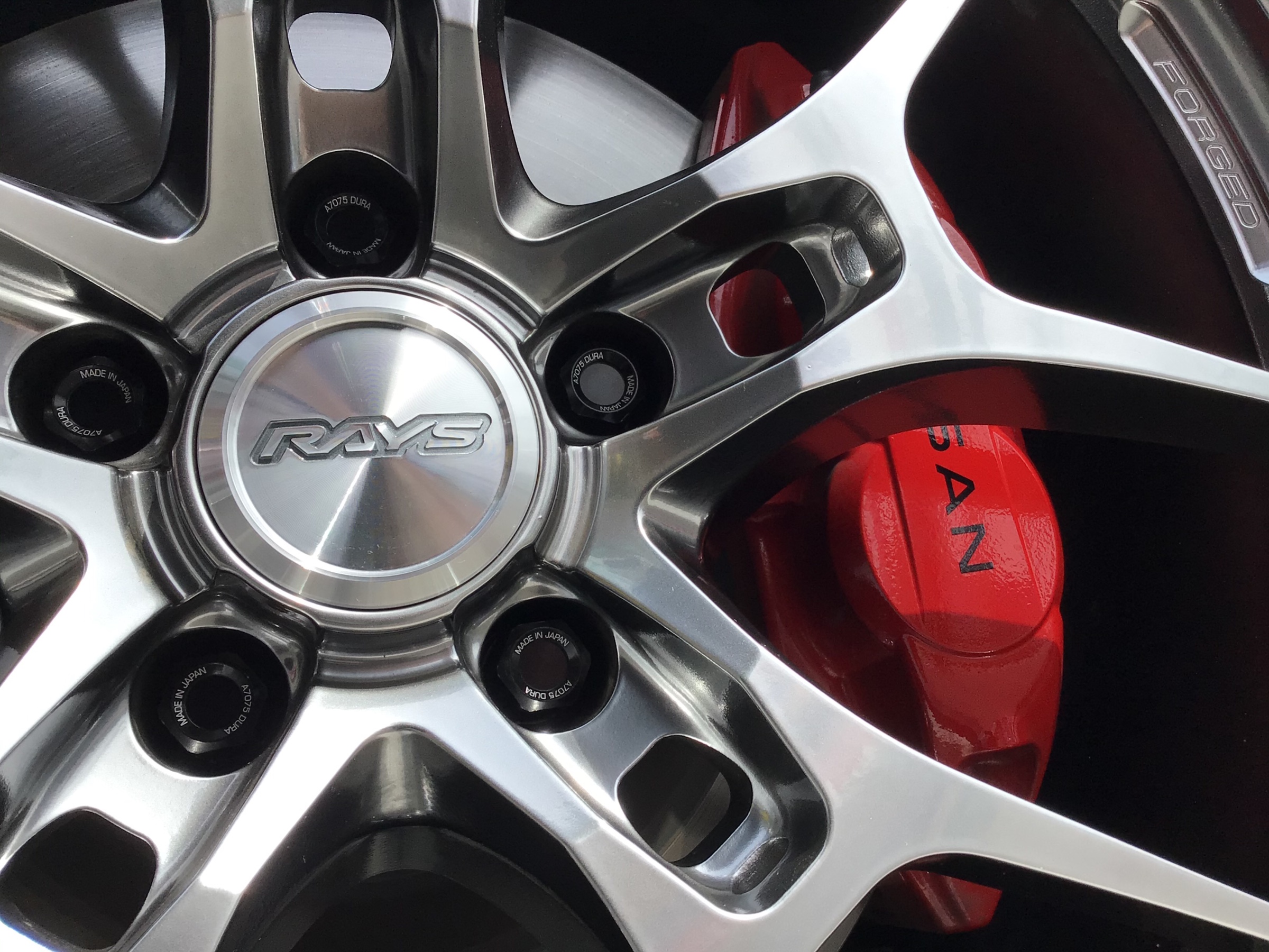 サプライズ来店】RAYSデモカー 日産 フェアレディZ （RZ34） | 店舗お