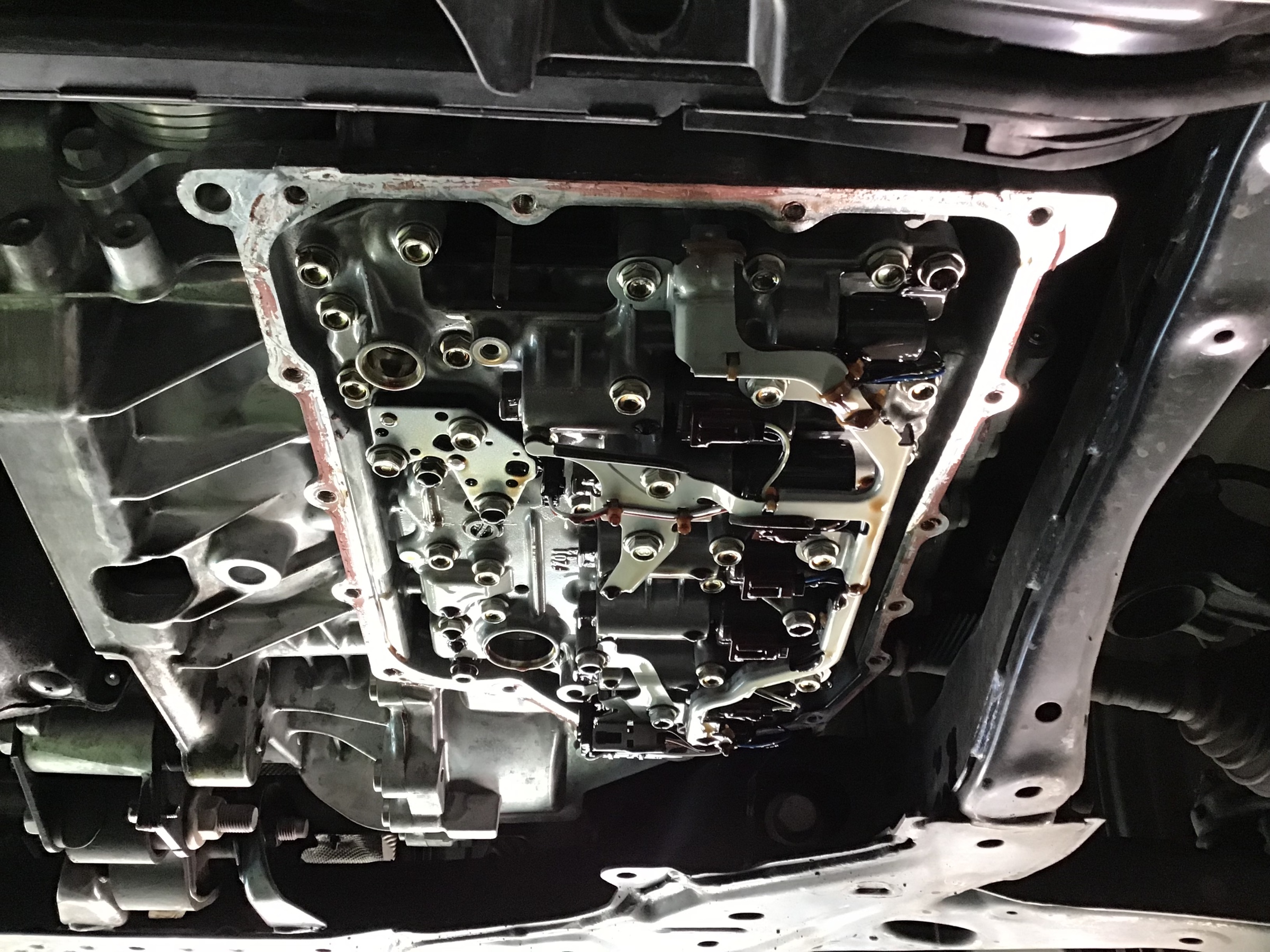 マツダ アクセラ BM2FS ATF圧送交換 | 店舗おススメ情報 | タイヤ館  