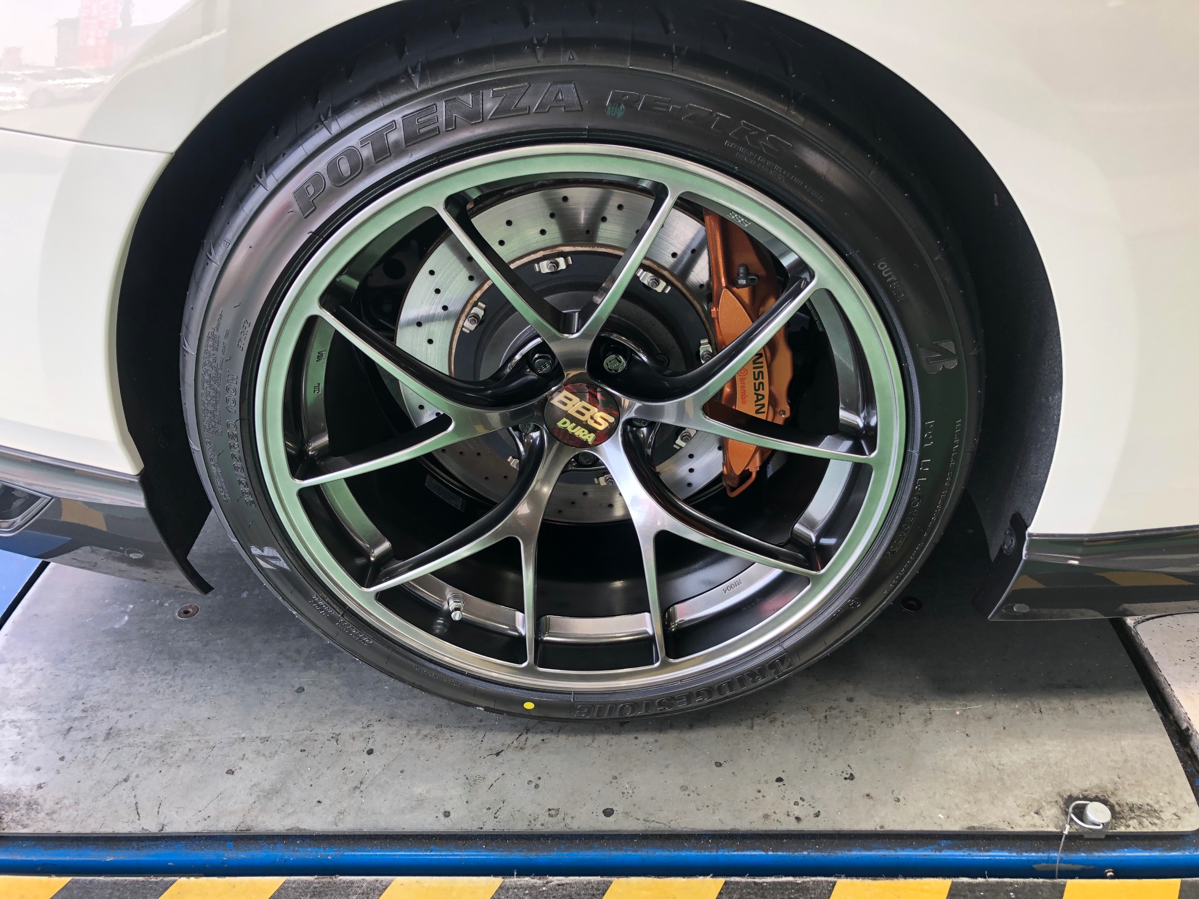 NISSAN GT-RにBBS RI-D DBカラー 20インチ取り付け～♪ | 店舗おススメ
