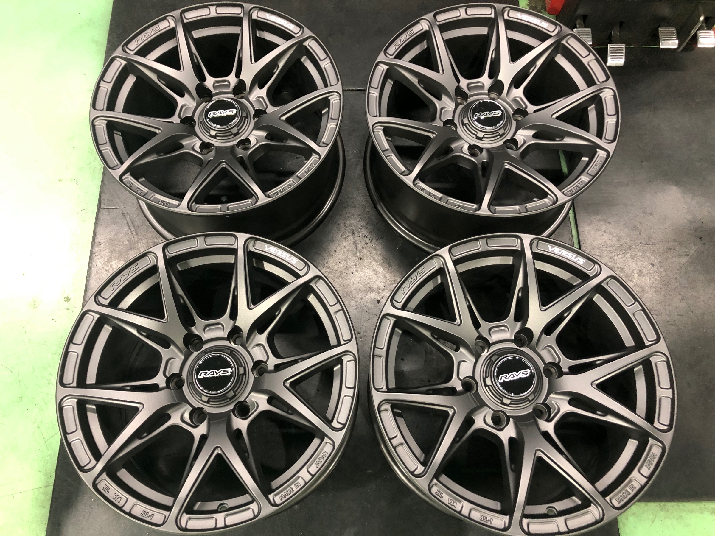 RAYS VERSUS VV21SX APJカラー 17インチ入荷♪ | スタッフ日記