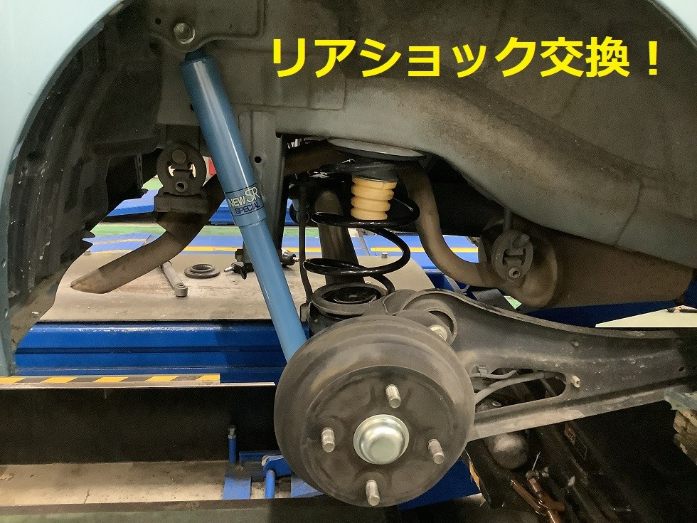 SUZUKI【MK32S スペーシア】ショックアブソーバー交換 NewSR
