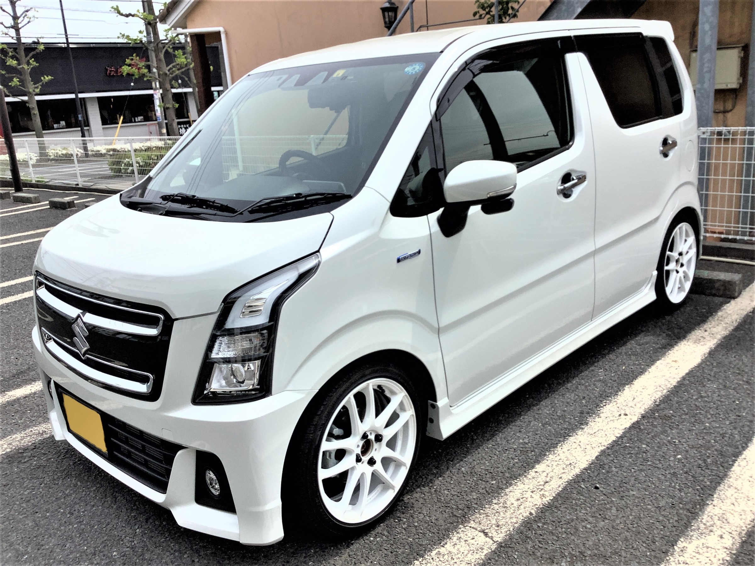 MH55S型ワゴンRスティングレー、切断マフラー交換！ | スズキ ワゴンR