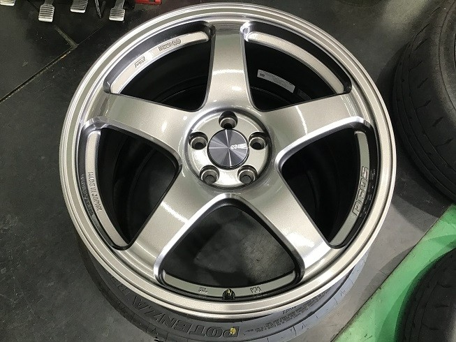 スバルＢＲＺ エンケイＰＦ０５ホイール交換 | スバル BRZ | サービス