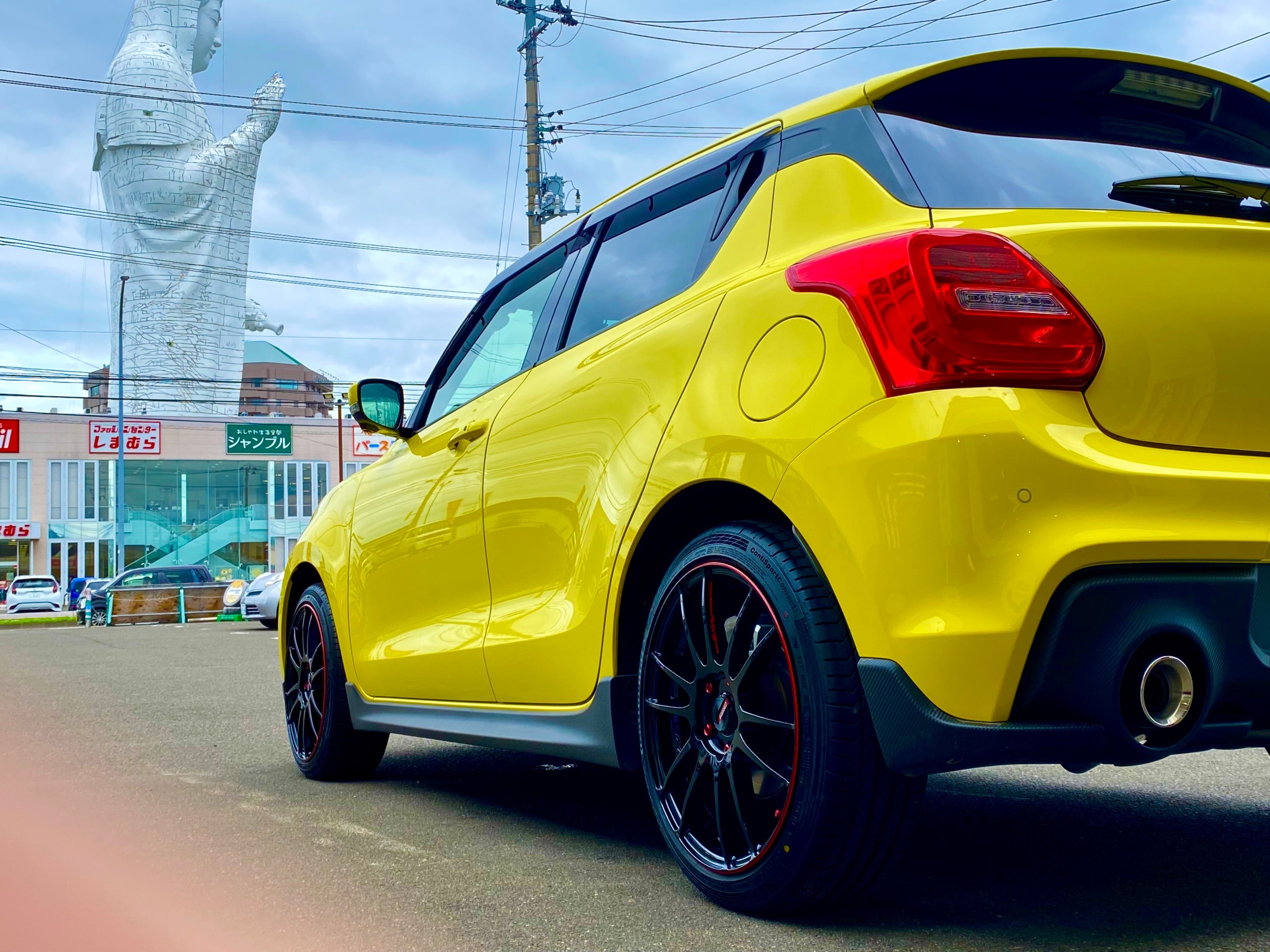 スイフトスポーツ(ZC33S)にRAYS GRAM LIGHTS ”57Xtream REV LIMIT