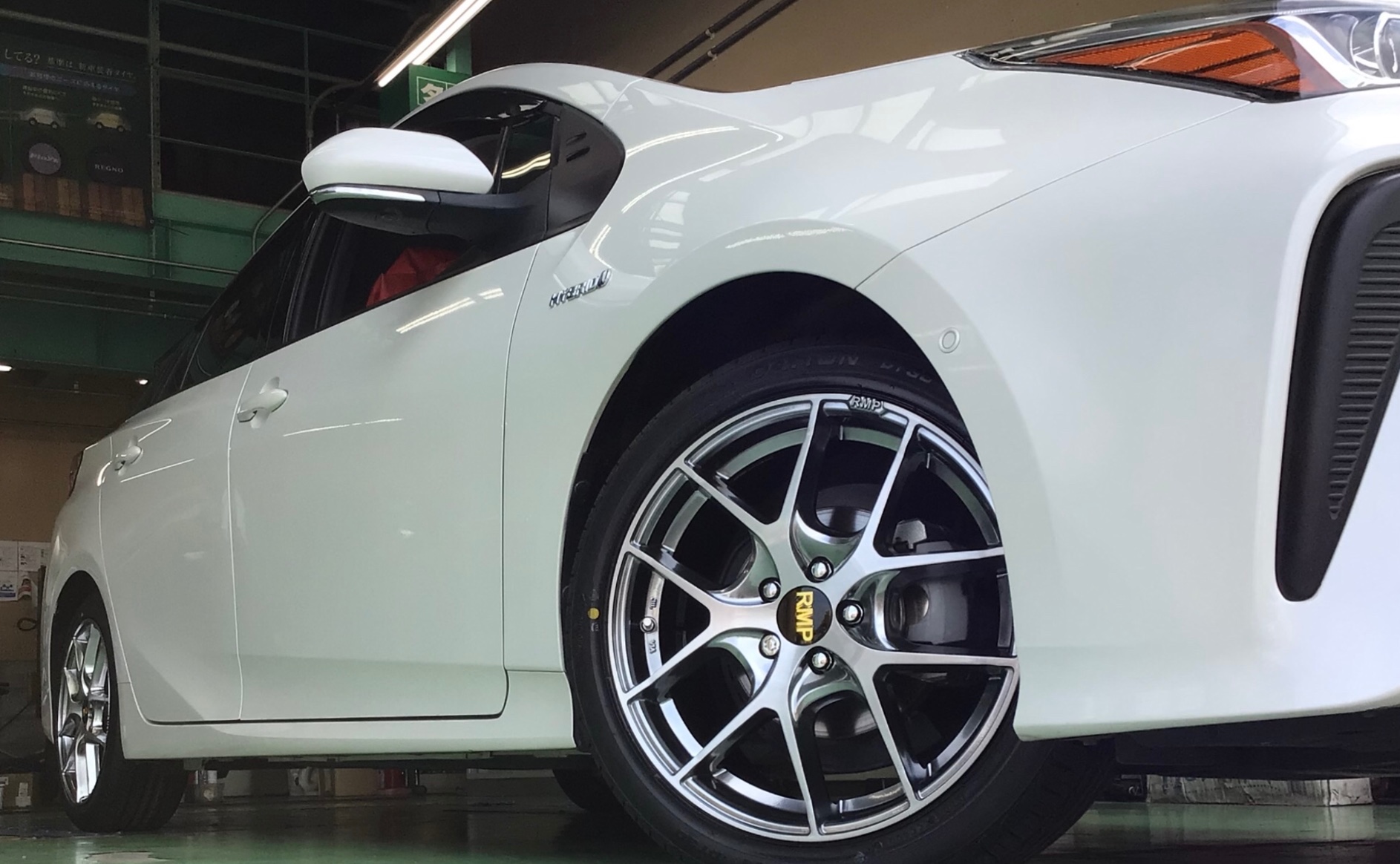 TC01タイヤセット　プリウス9j+25 TC01タイヤセット プリウス9j+25