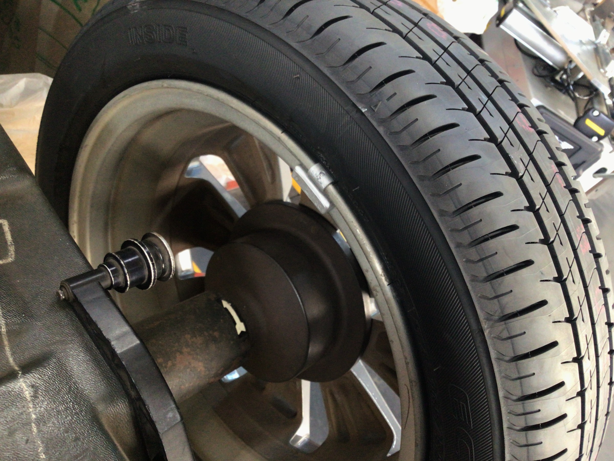 日産　デイズ　タイヤ交換　165/55R15　エコピアNH200C