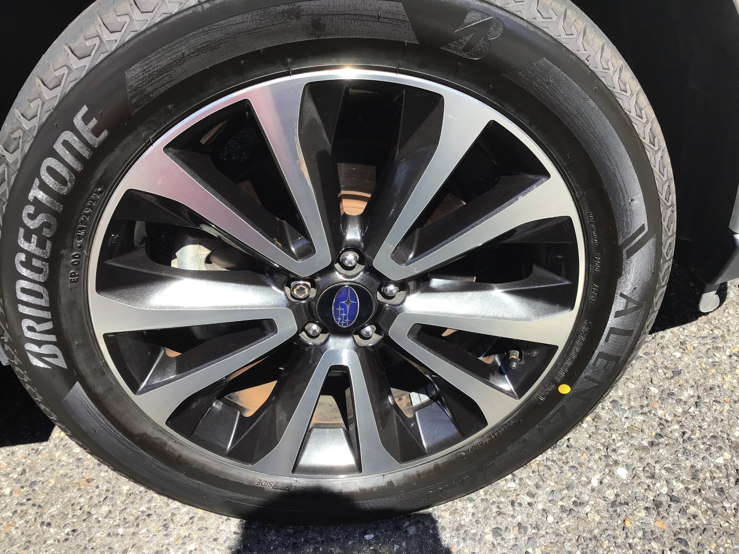 スバルフォレスター着用225/55R18
超バリ山114.3 5穴 SUBARU フォレスター×YOKOHAMA ブルーアース4S AW21 | 秋山