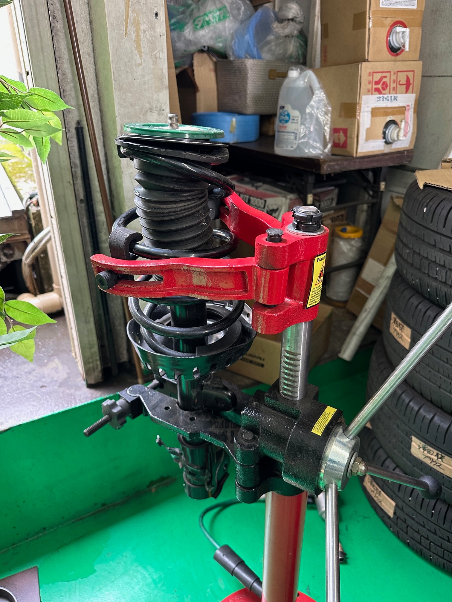 ステップワゴン（RP8） TANABE NF210 ローダウンスプリング