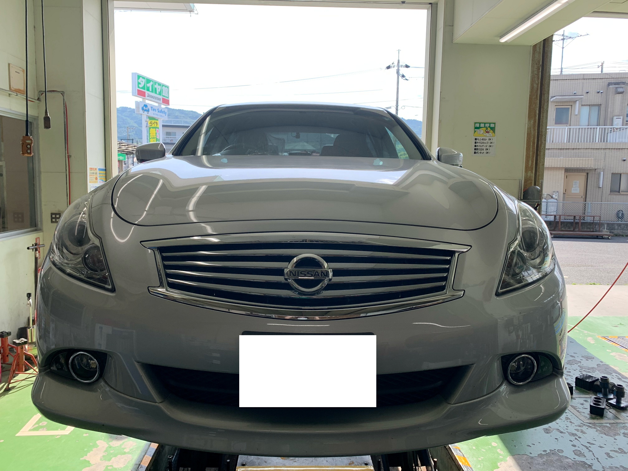 NISSAN スカイラインV36☆タイヤ４本交換 ～REGNO GR-XⅡ～ | 日産