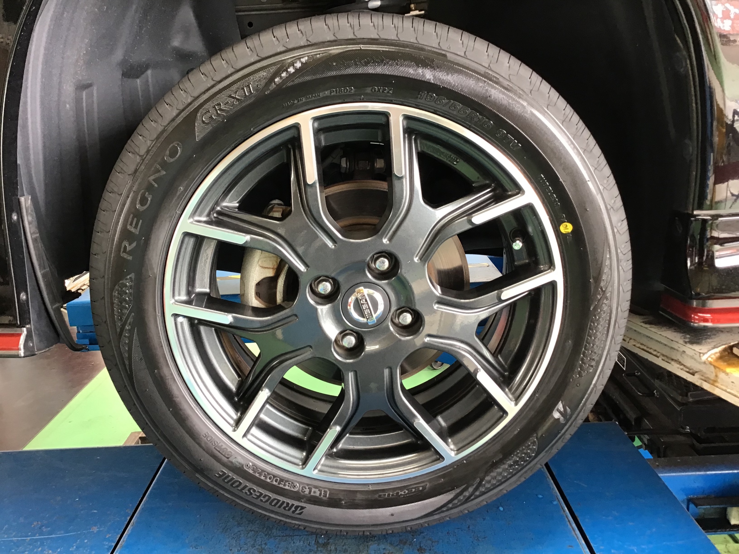 ノートニスモ タイヤ交換ですｯ！ | 店舗おススメ情報 | タイヤ館 和泉