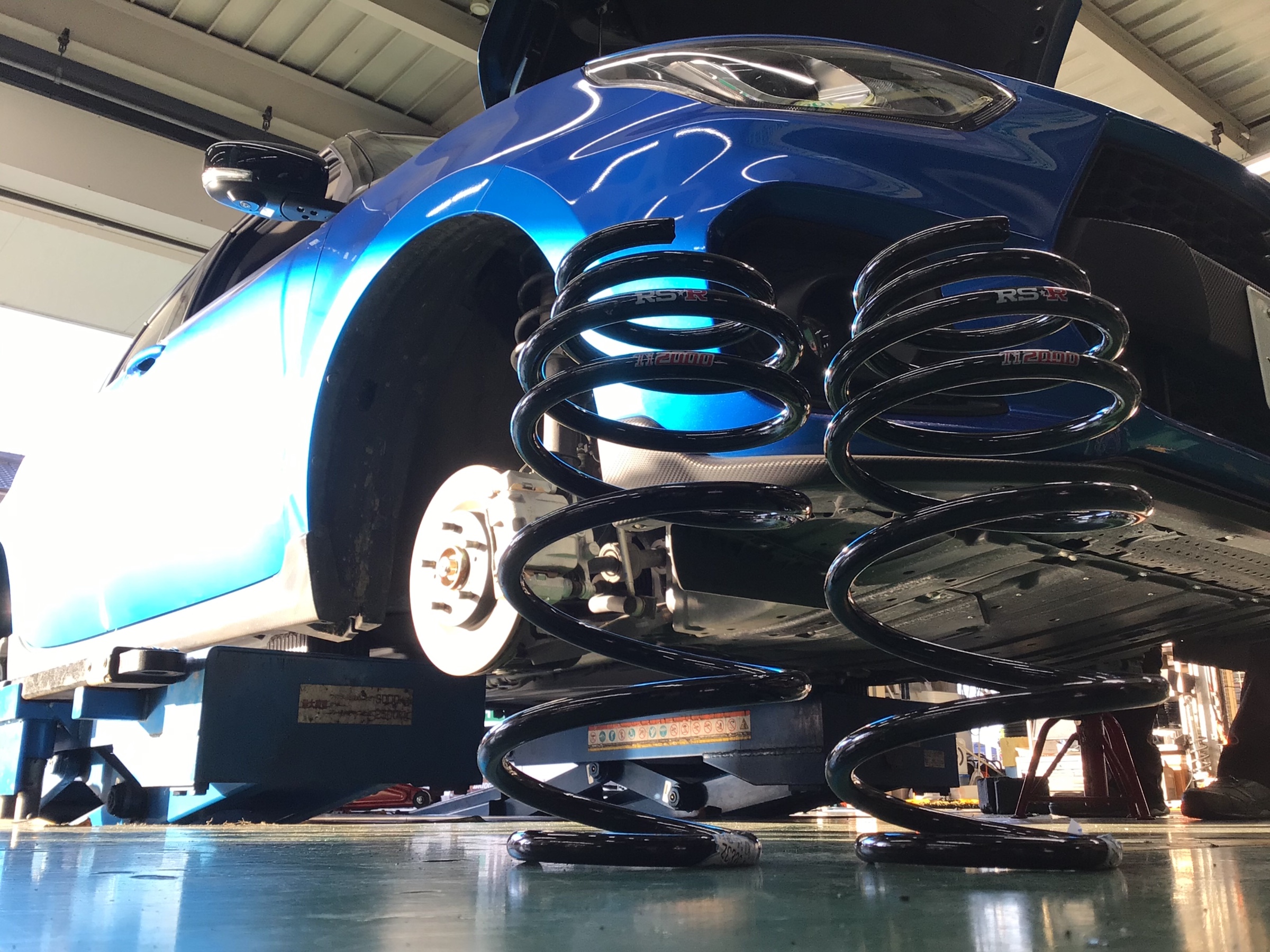 スズキ・スイフトスポーツ】足廻り交換作業（RSR Ti2000