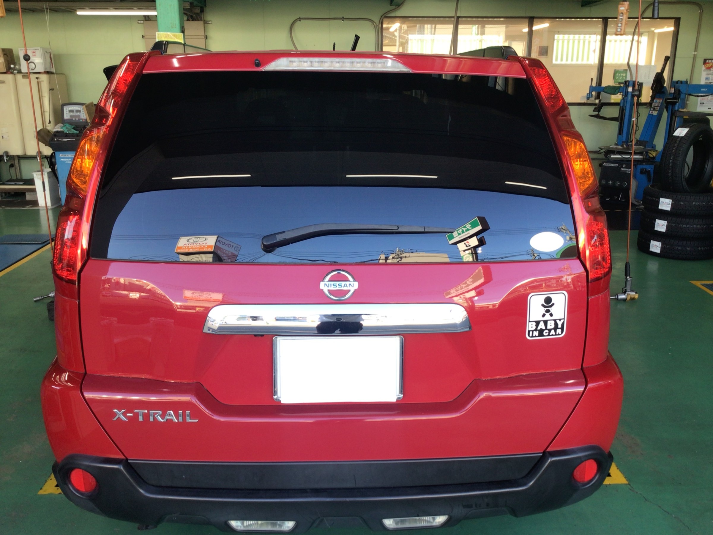 日産　Xトレイル　セイバーリングSL101へタイヤ交換　タイヤ館廿日市