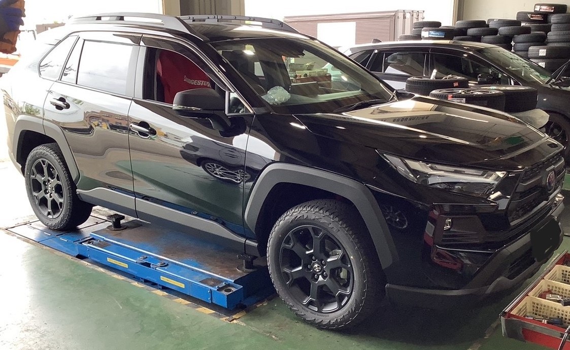 トヨタ RAV4 6AA-AXAH54 ホイール セイムリム交換 ホイール トヨタ RAV4 6AA-AXAH54 ホイール セイムリム交換 ホイール