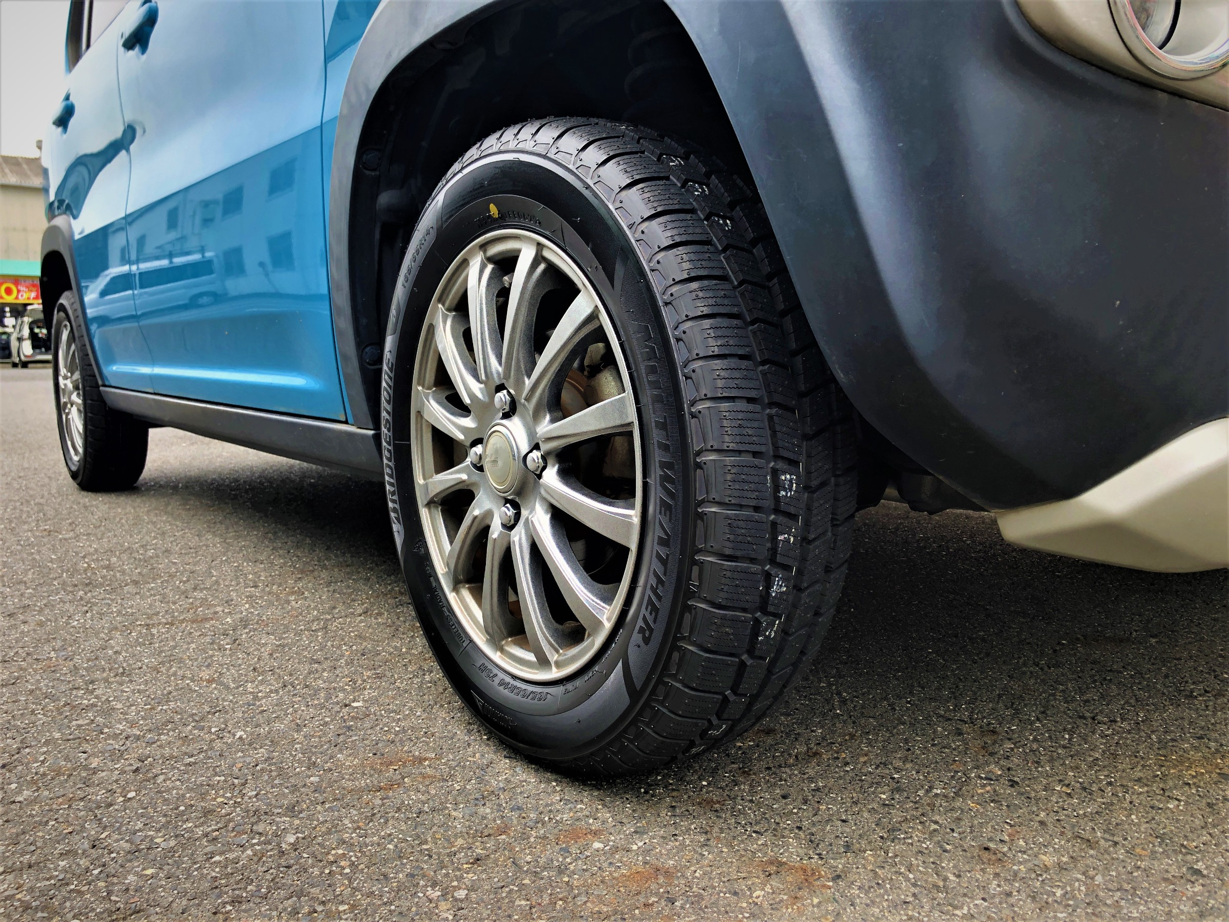 スズキ ハスラー オールシーズンタイヤ「マルチウェザー」お取り付け