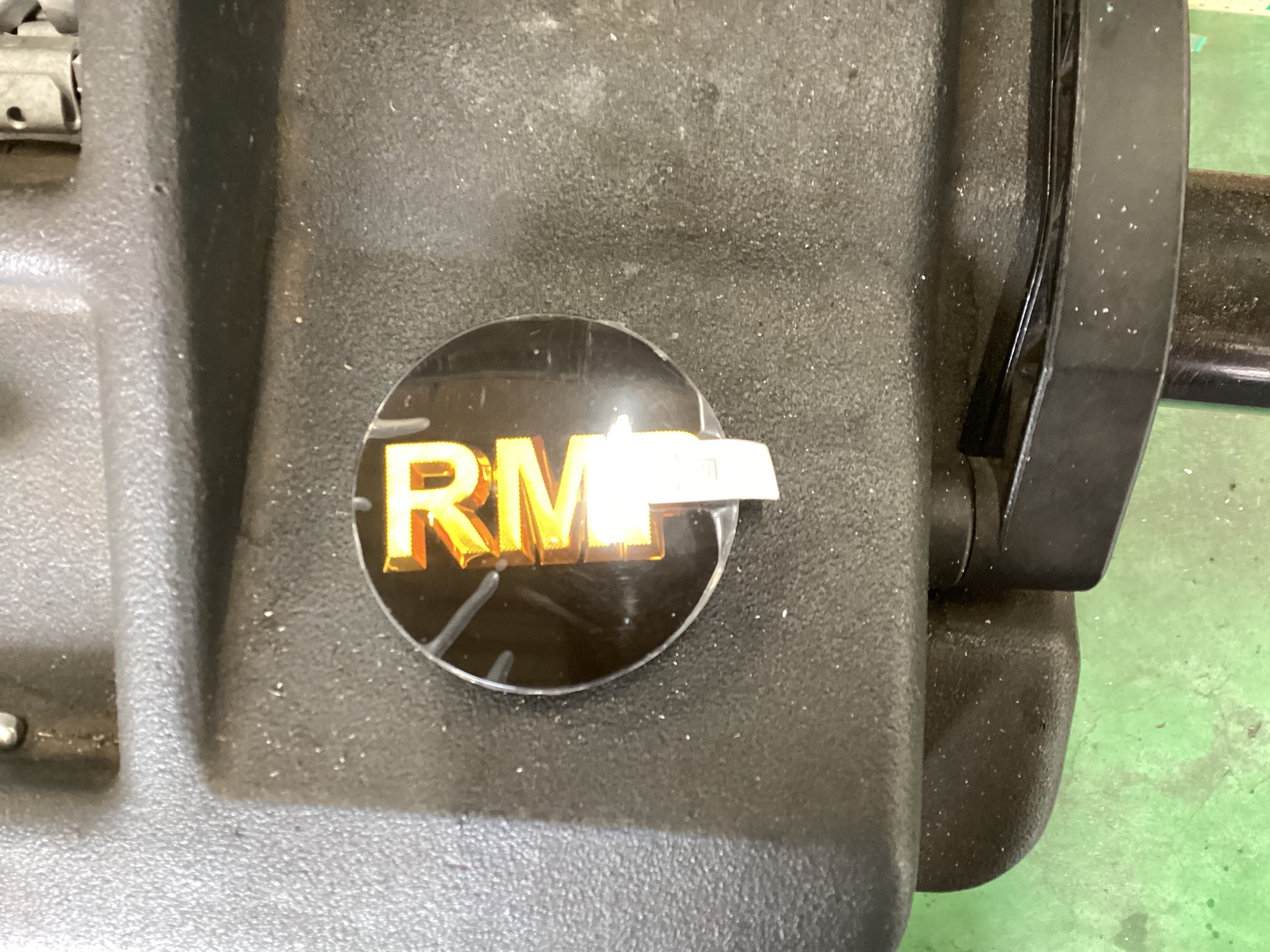 プリウスにホイール装着（RMP 050F 17インチ） | 店舗おススメ情報