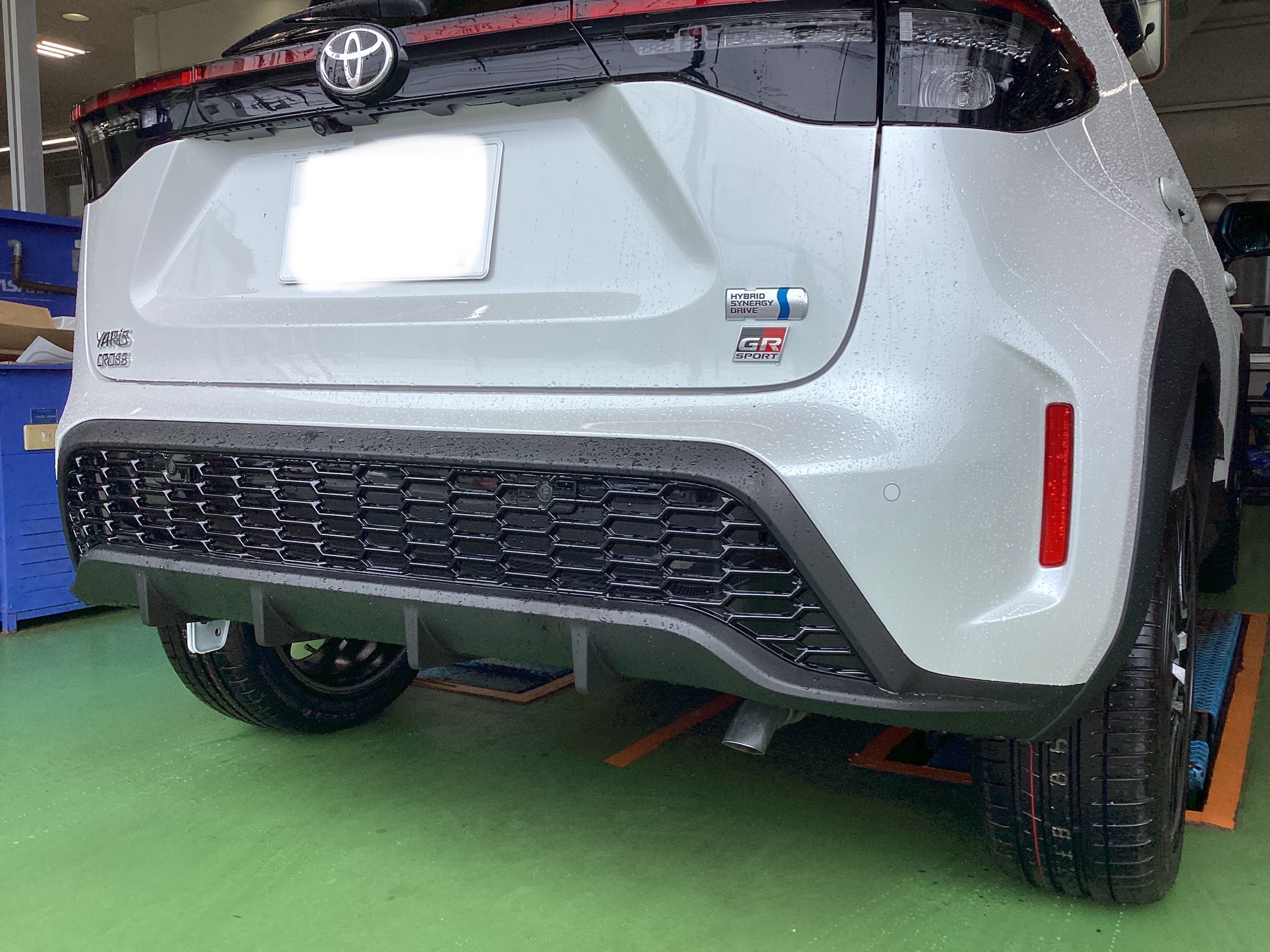 GRヤリスクロス HKSハイパワーSPEC L2 マフラー交換 | 店舗お