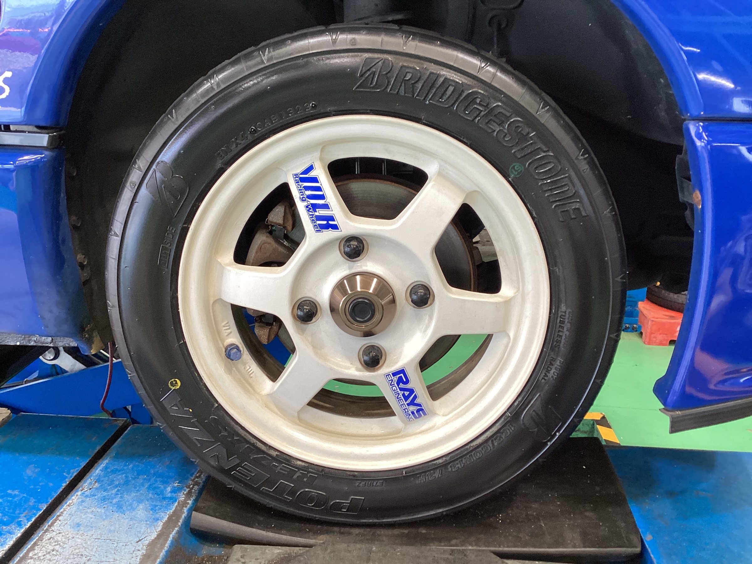 MAD CROSS GRACE 16x7.0J 5/114.3 +38 ブロンズ BRC/BK MUDSTAR